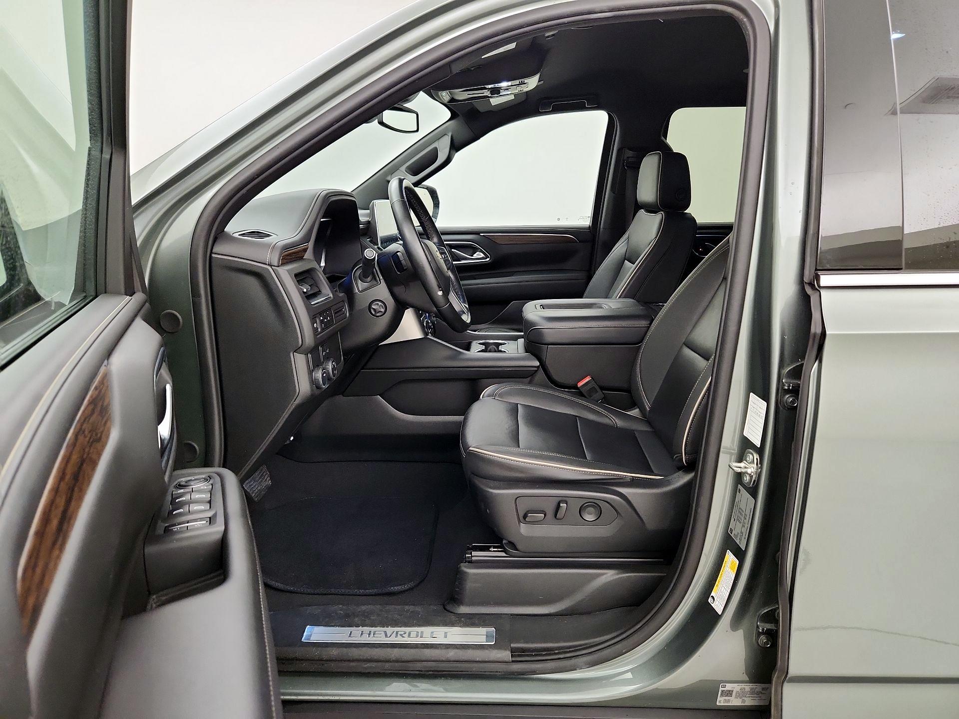 Thumbnail: 2023 Chevrolet Suburban - 11