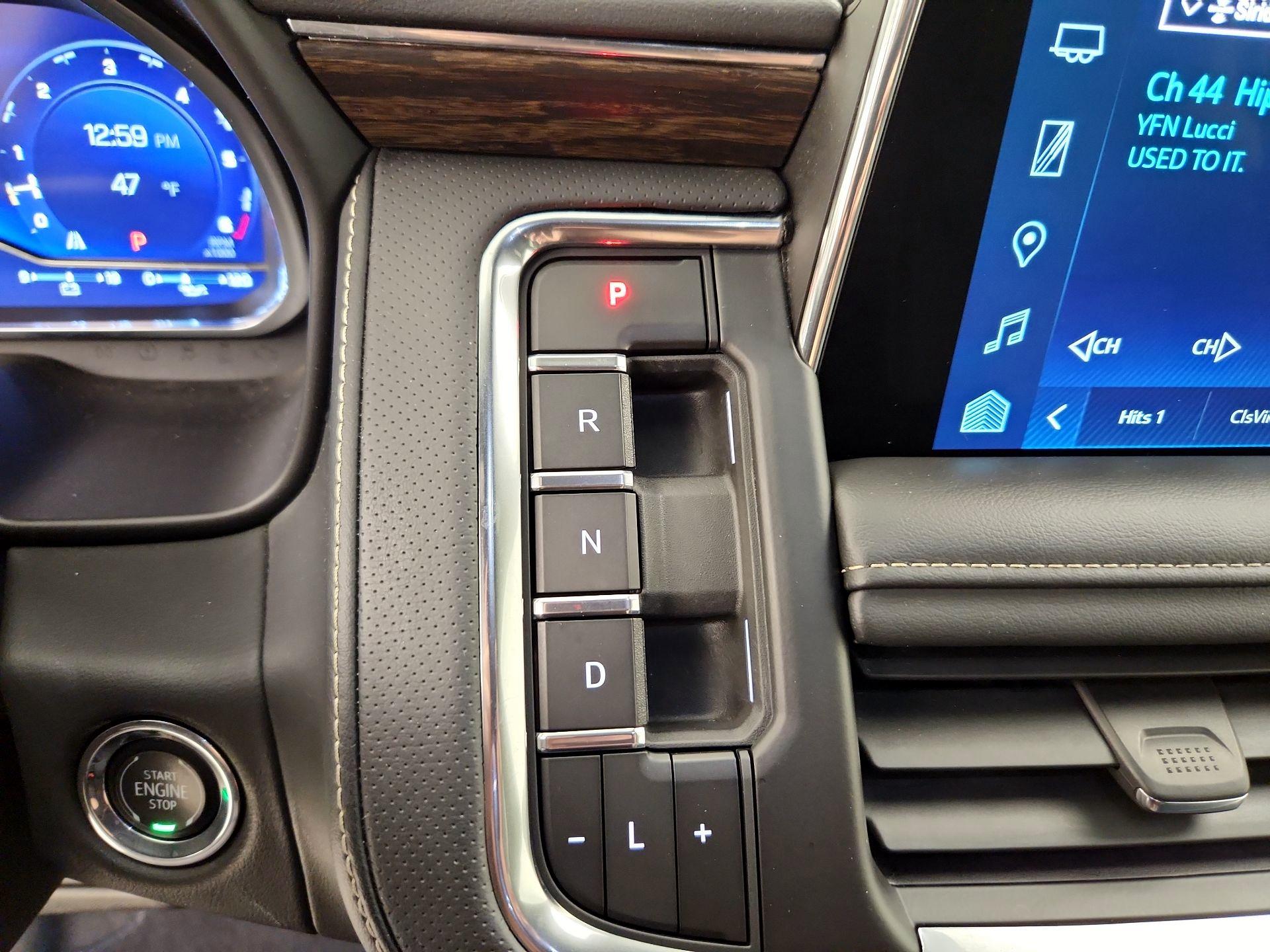 Thumbnail: 2023 Chevrolet Suburban - 17