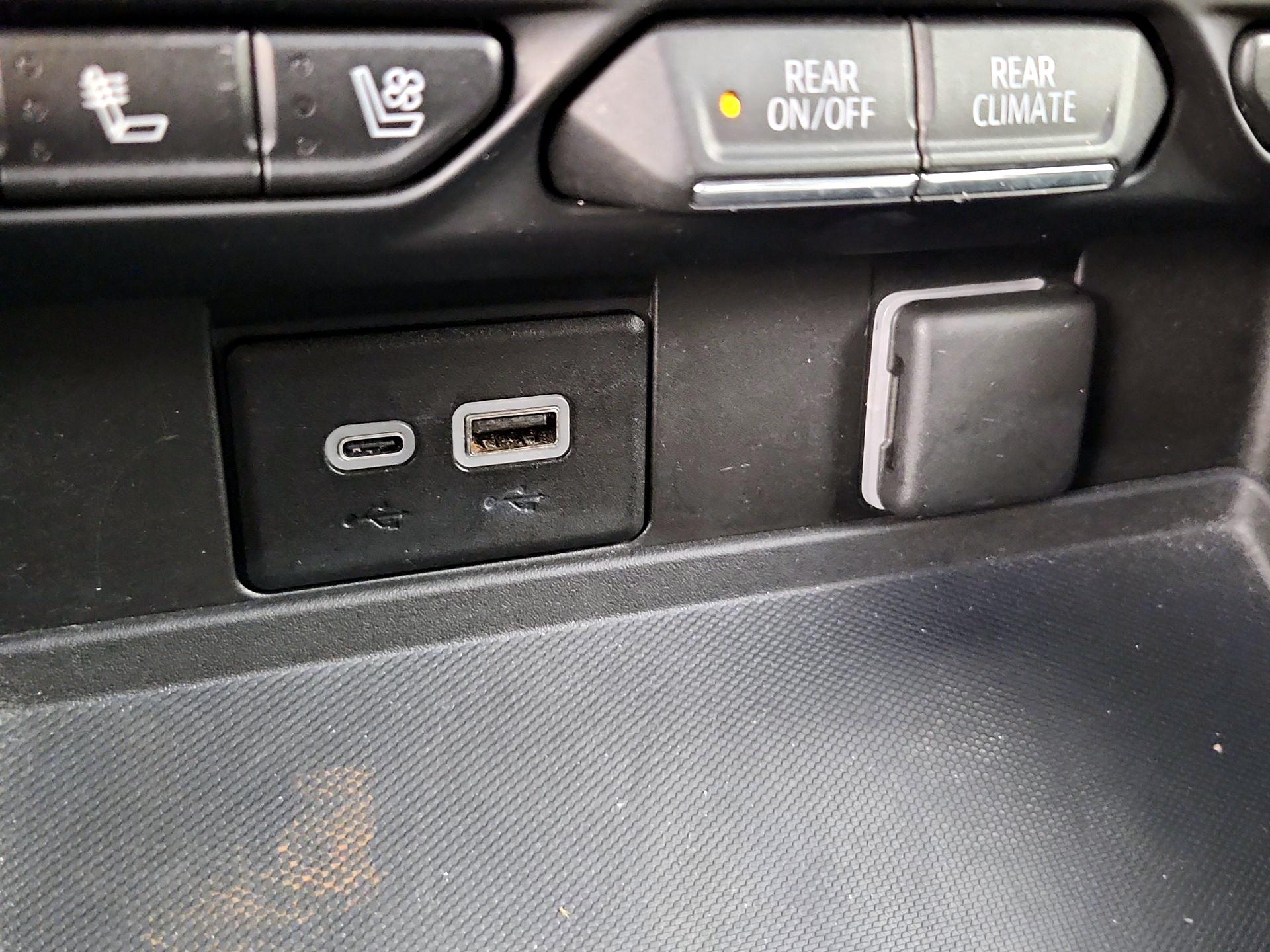 Thumbnail: 2023 Chevrolet Suburban - 18