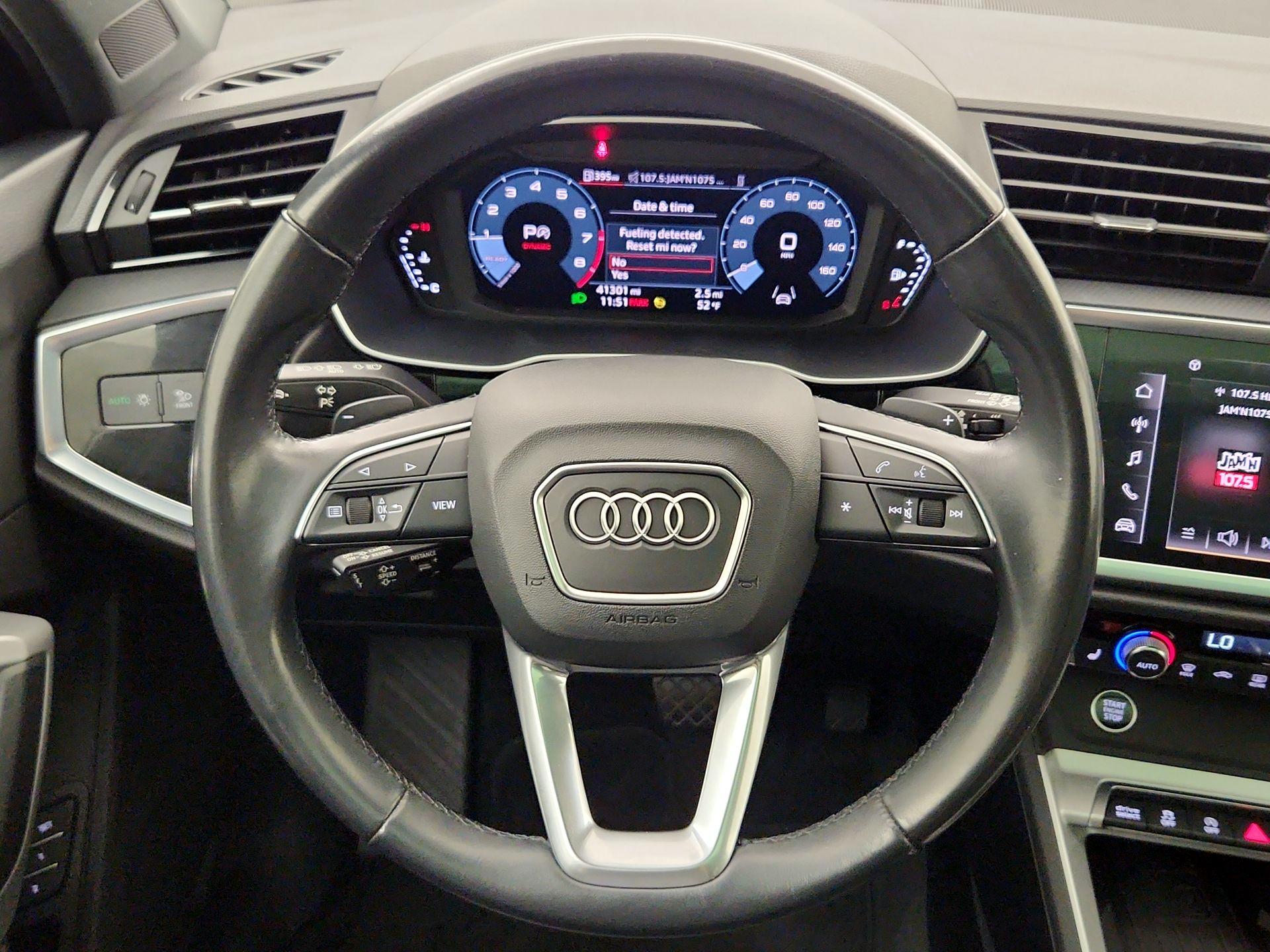 Thumbnail: 2024 Audi Q3 - 10