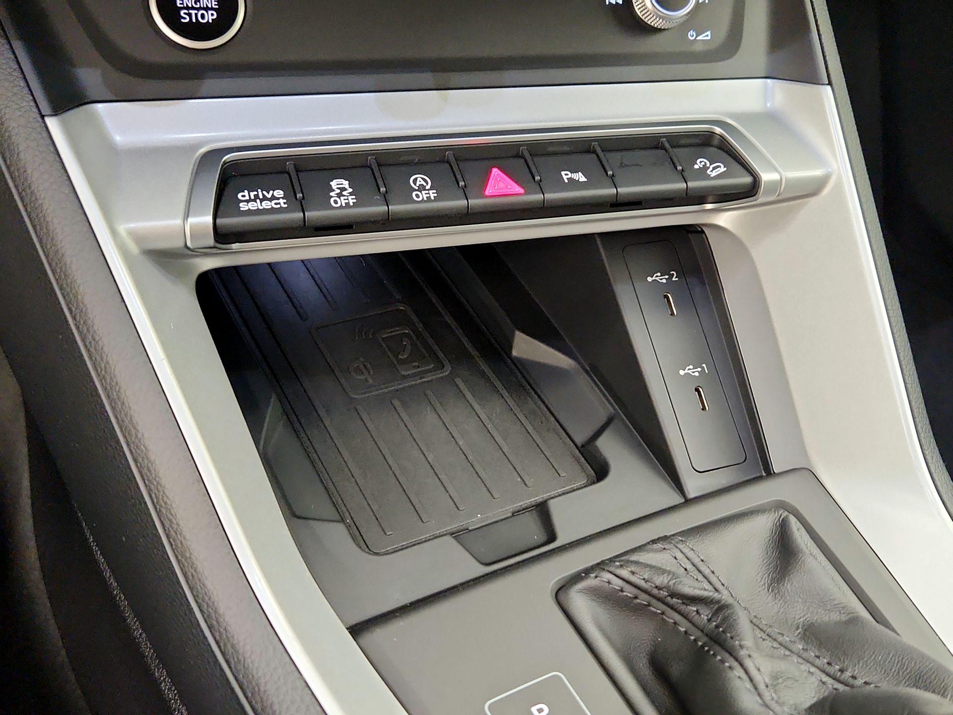 Thumbnail: 2024 Audi Q3 - 18