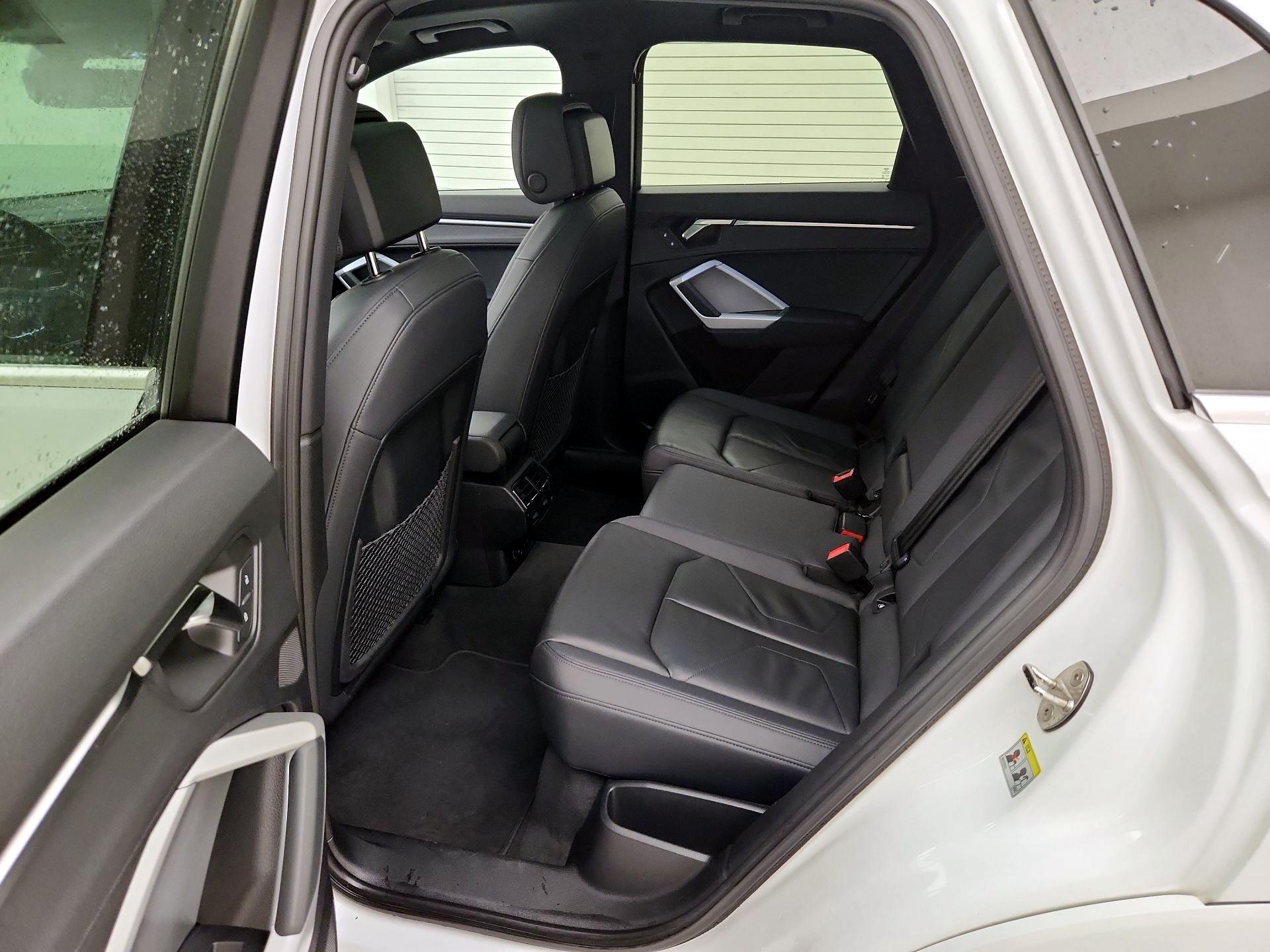 Thumbnail: 2024 Audi Q3 - 20