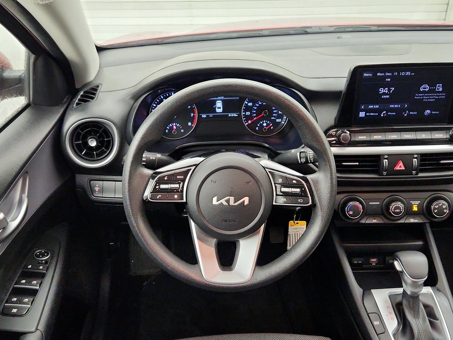 Thumbnail: 2024 Kia Forte - 10