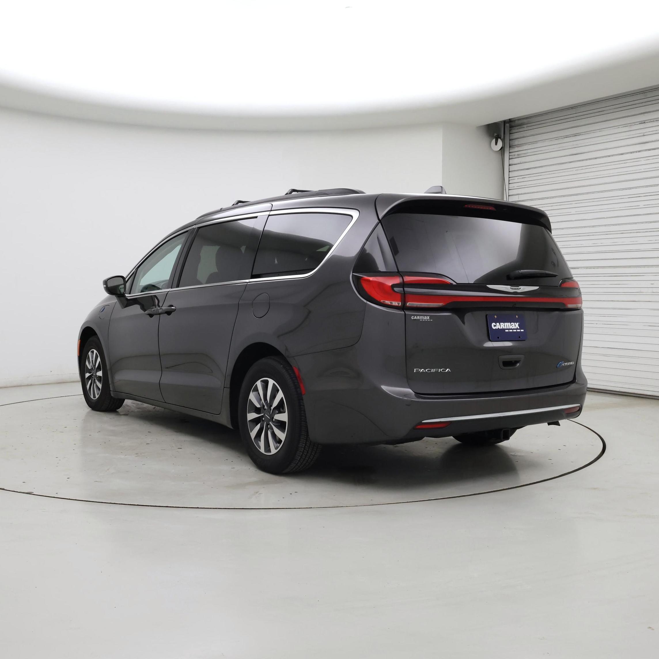 Thumbnail: 2022 Chrysler Pacifica - 2