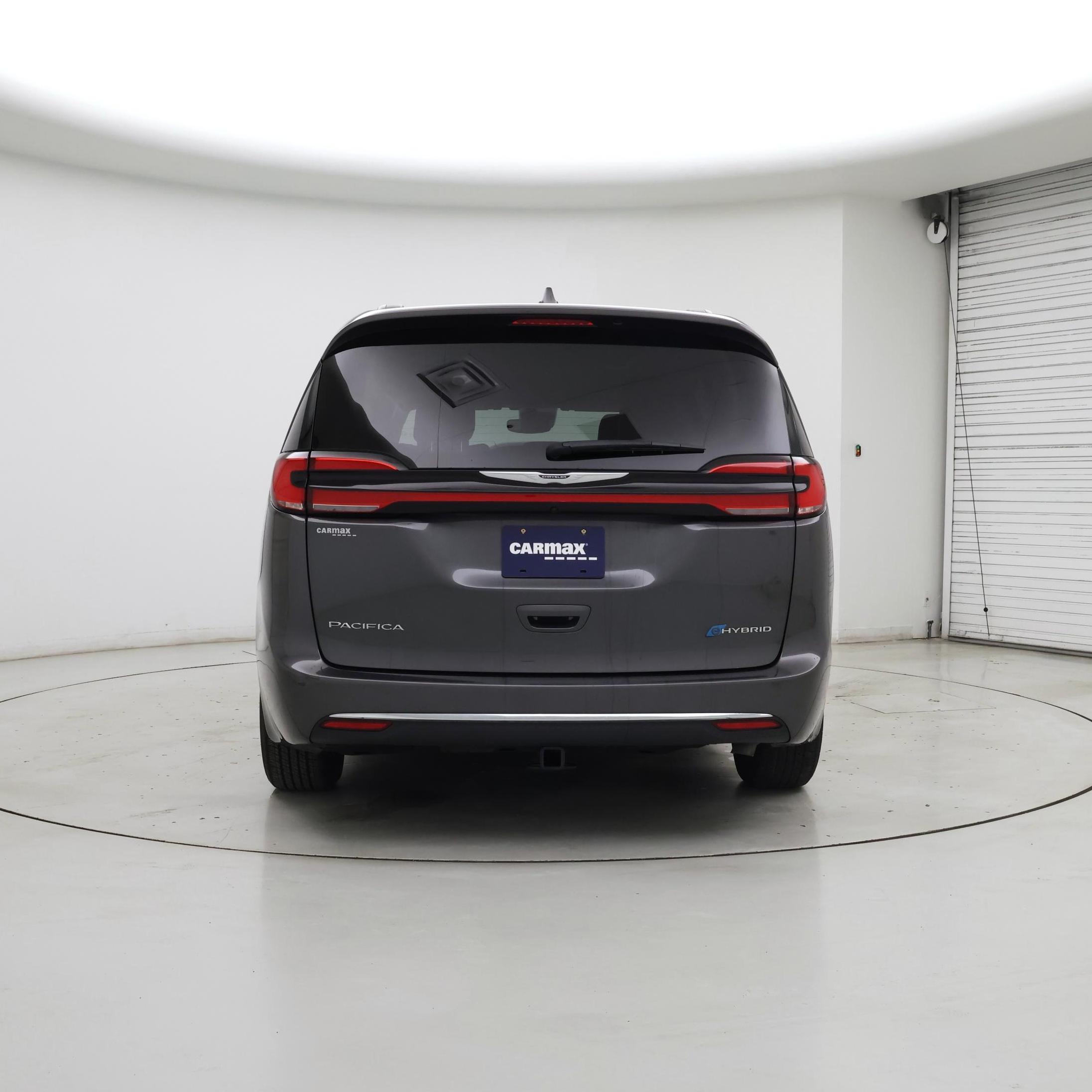 Thumbnail: 2022 Chrysler Pacifica - 6