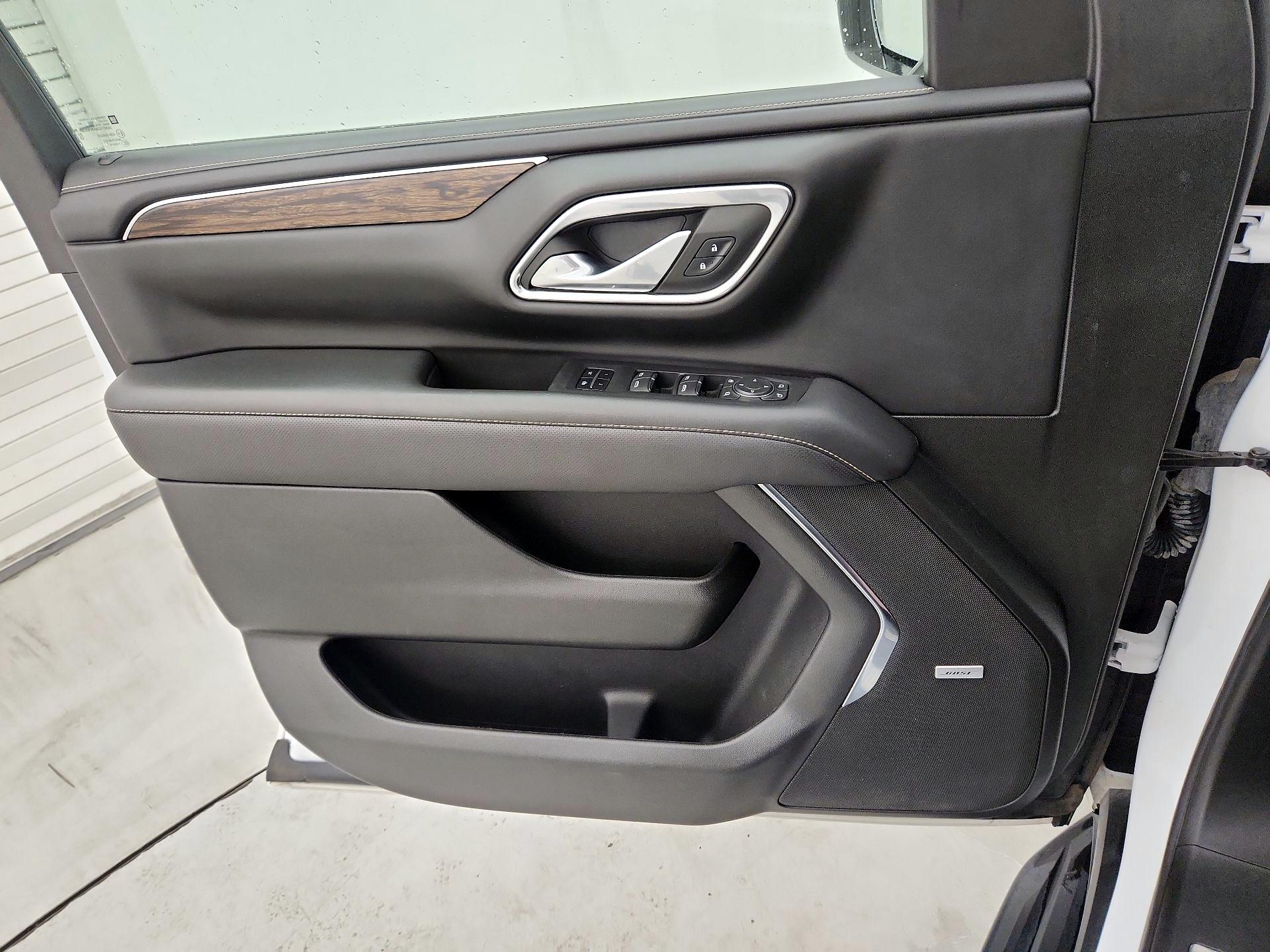 Thumbnail: 2023 Chevrolet Suburban - 12