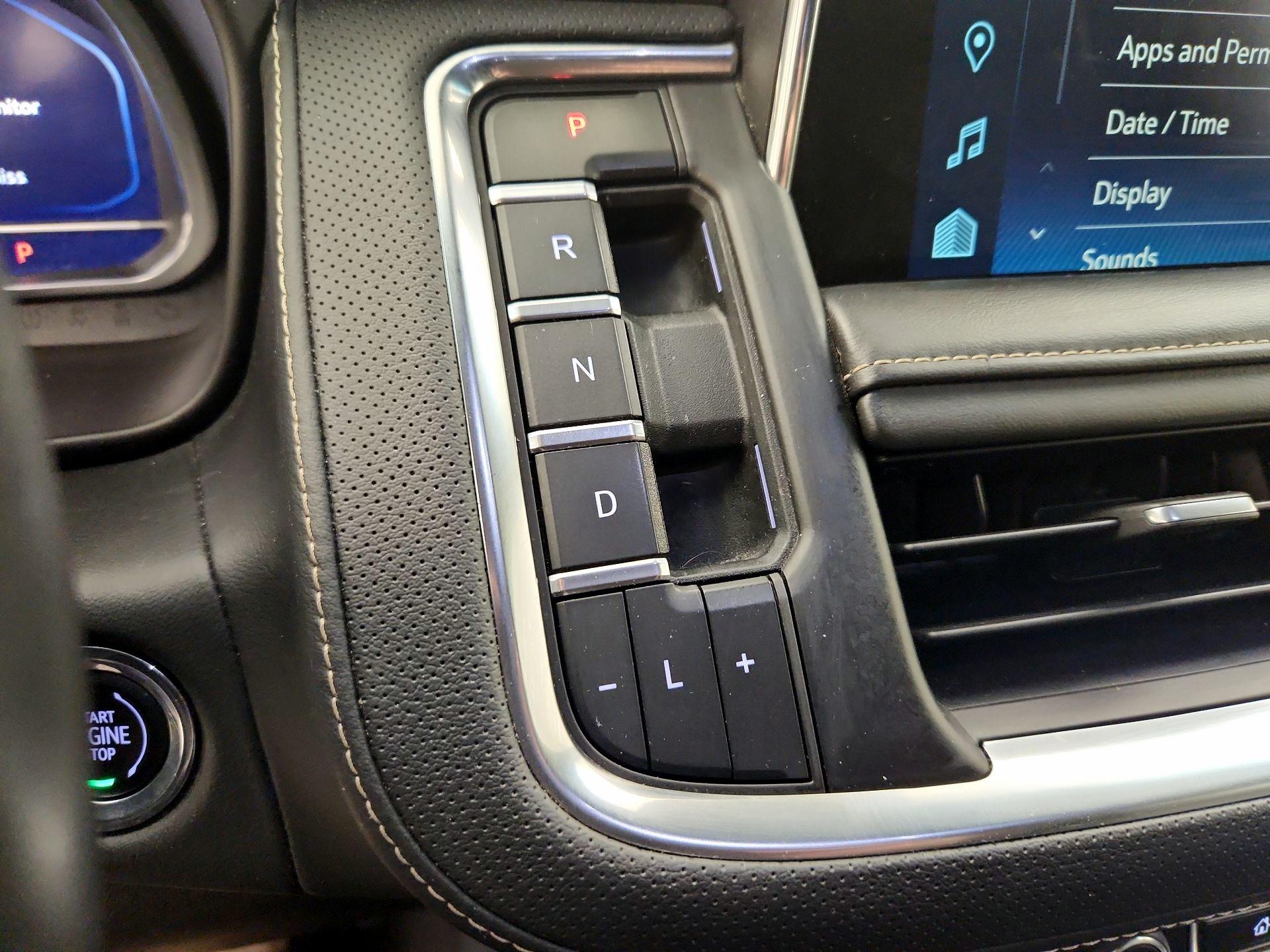 Thumbnail: 2023 Chevrolet Suburban - 18