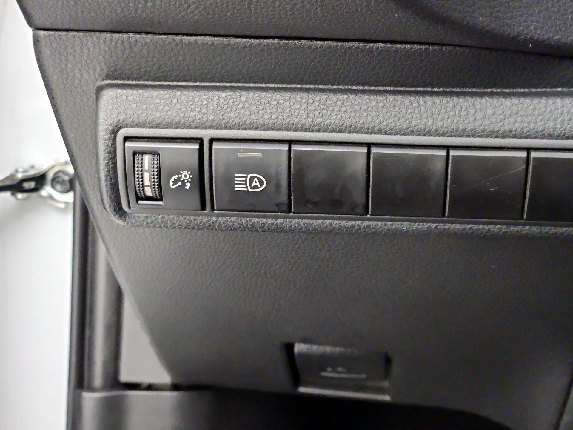 Thumbnail: 2024 Toyota Corolla - 13