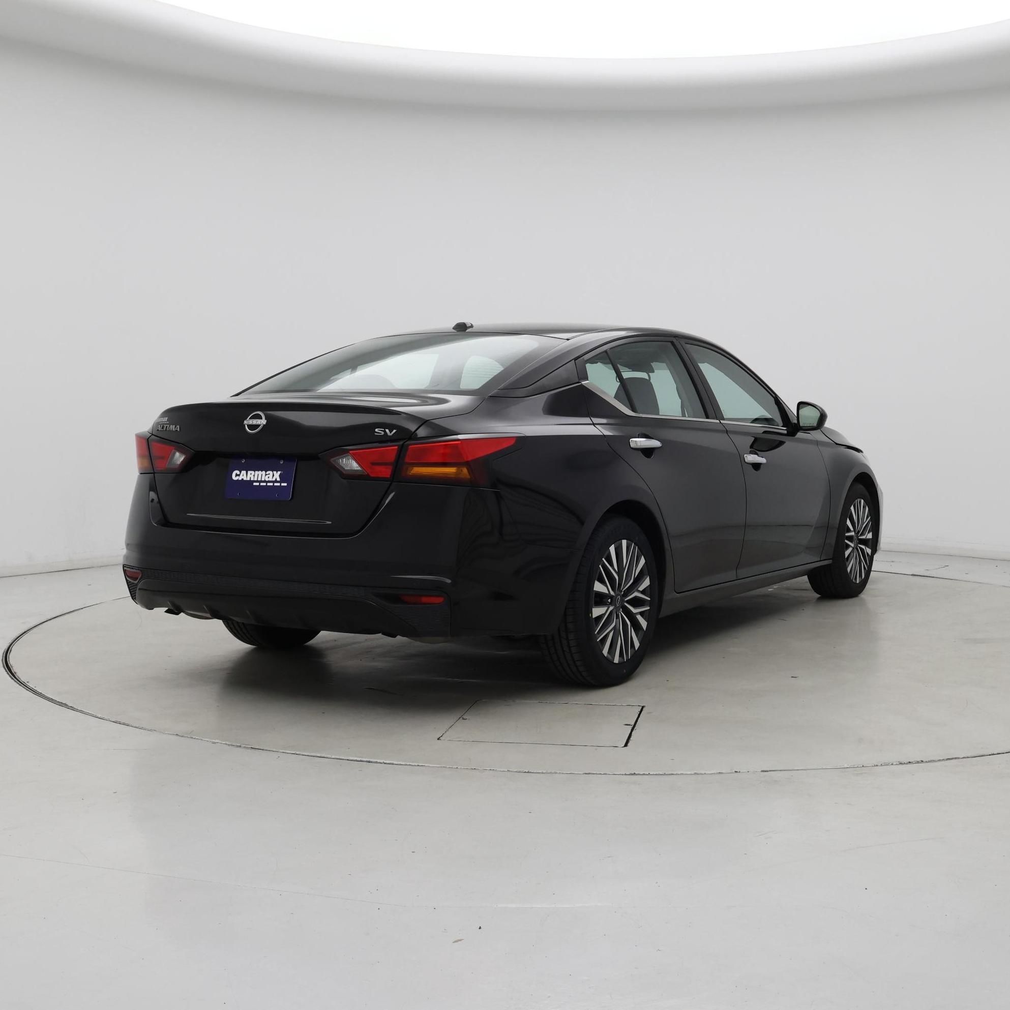 Thumbnail: 2023 Nissan Altima - 8