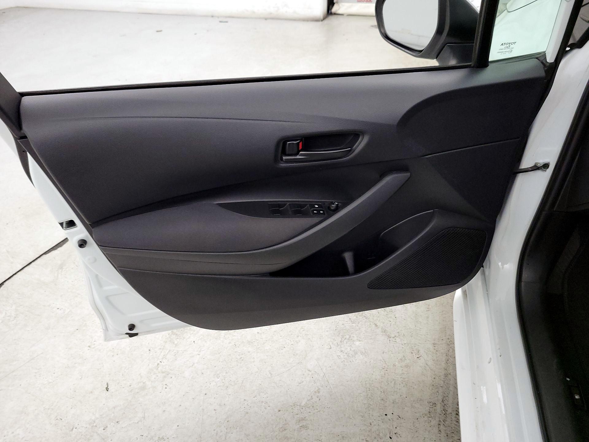 Thumbnail: 2023 Toyota Corolla - 12