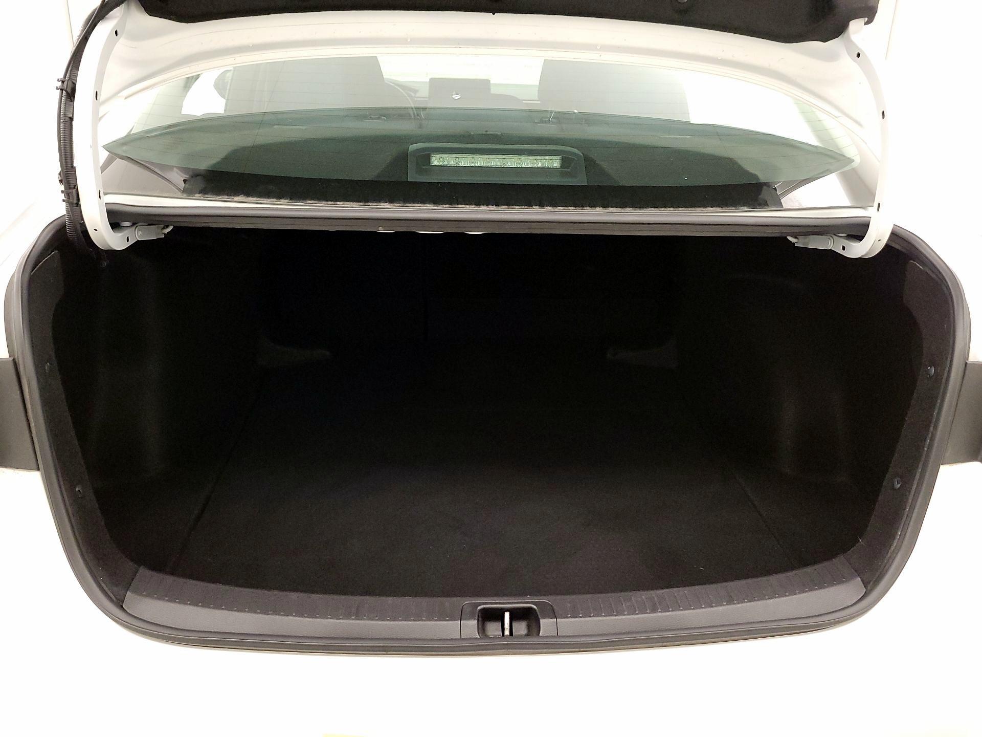 Thumbnail: 2023 Toyota Corolla - 18