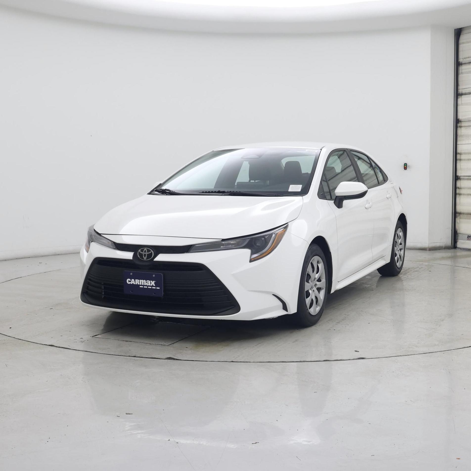 Thumbnail: 2023 Toyota Corolla - 4