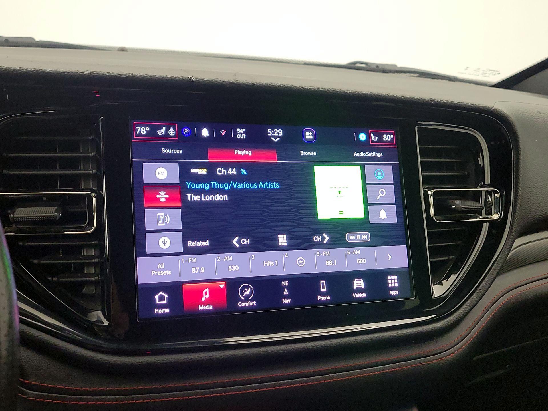 Thumbnail: 2023 Dodge Durango - 16