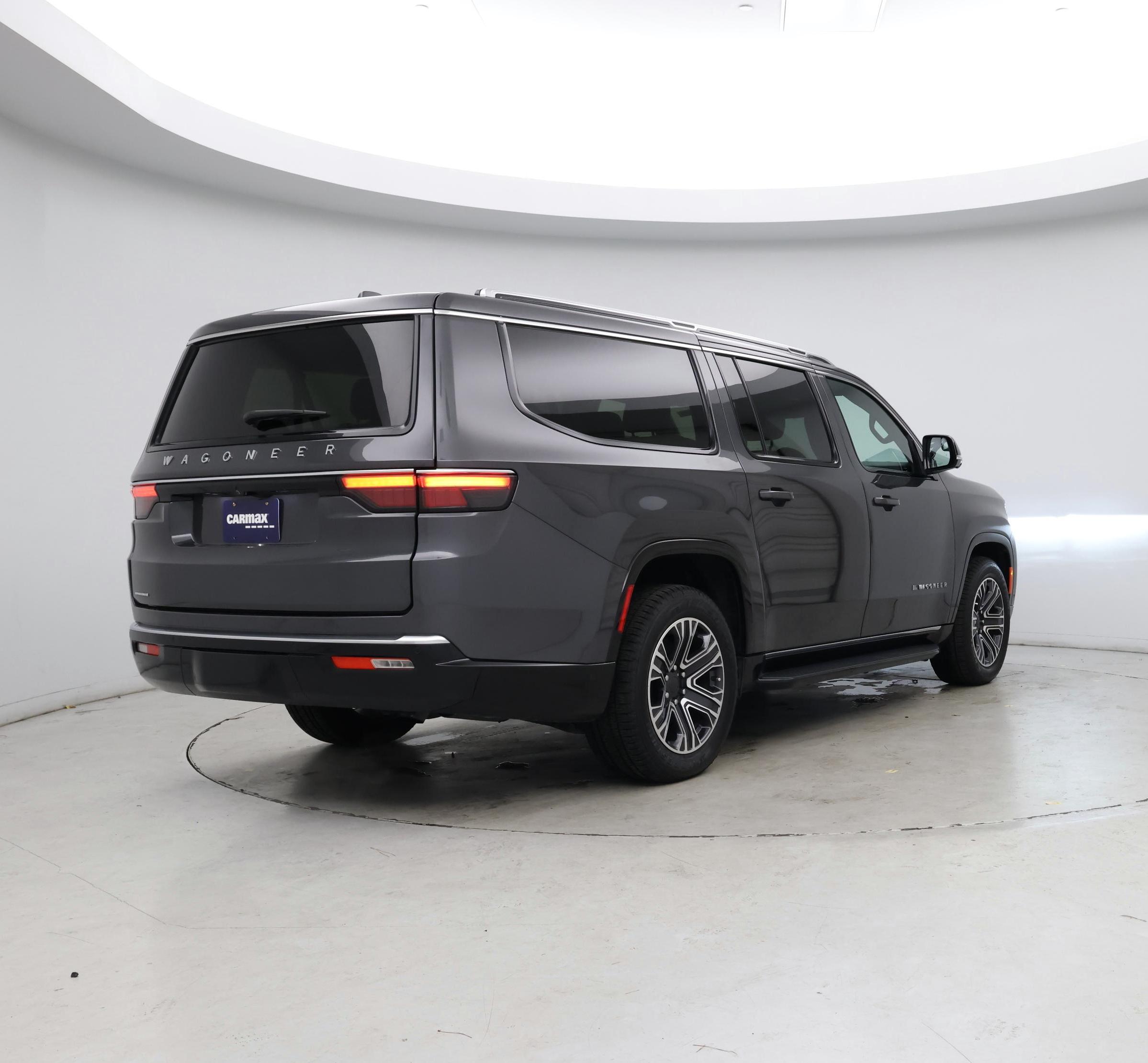 Thumbnail: 2023 Jeep Wagoneer - 8