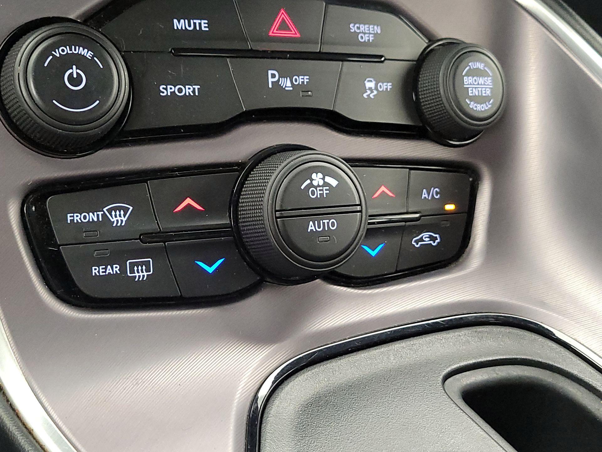 Thumbnail: 2022 Dodge Challenger - 16