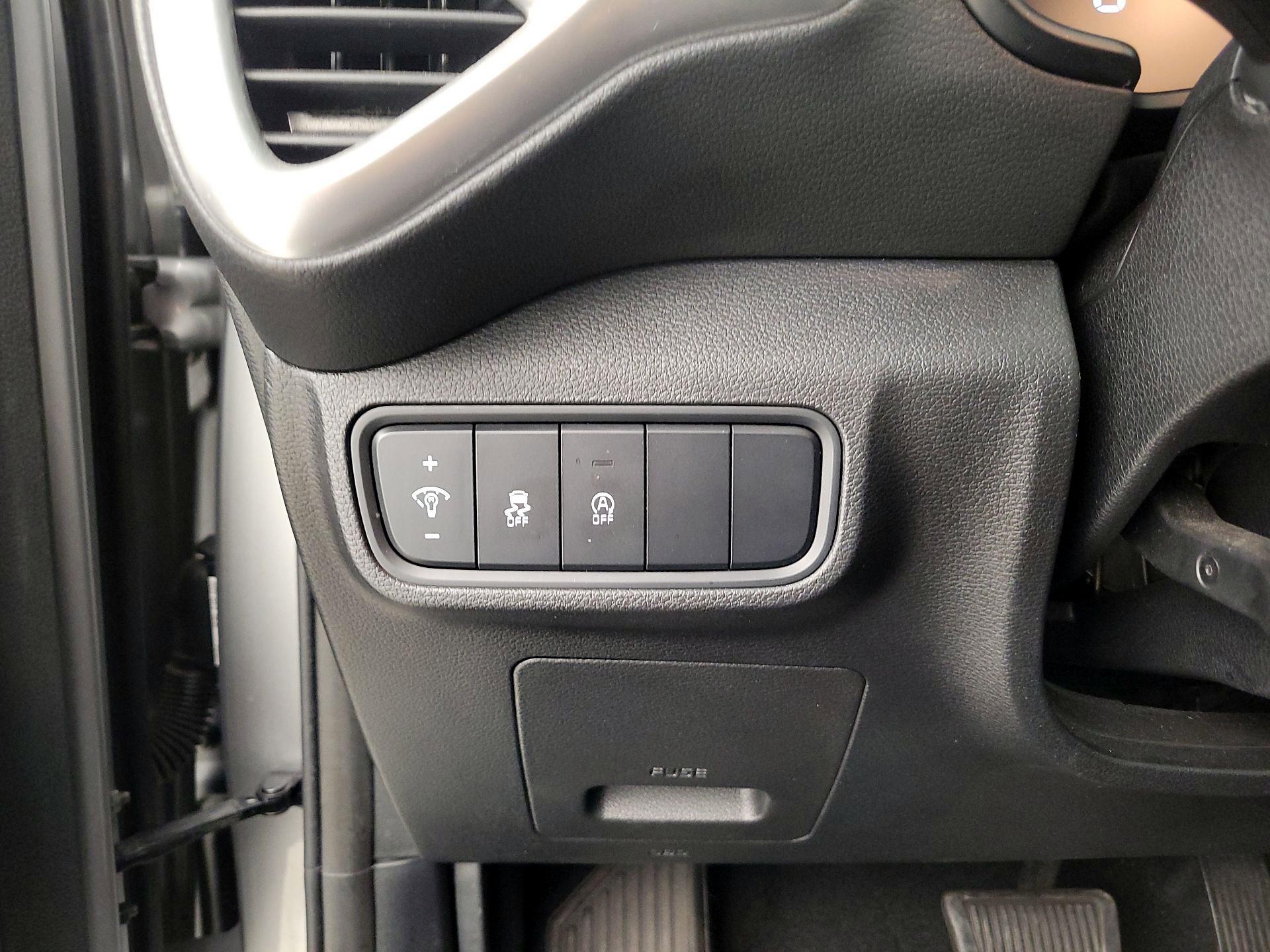 Thumbnail: 2023 Kia Soul - 13