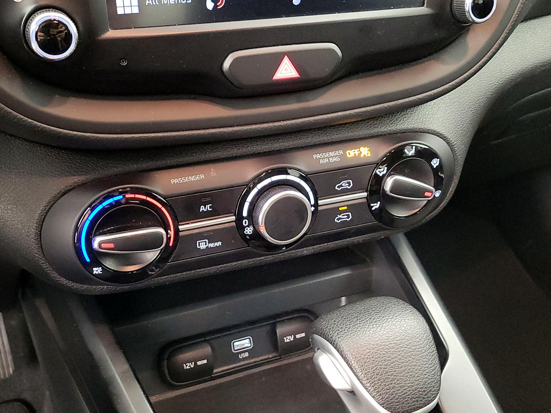 Thumbnail: 2023 Kia Soul - 16