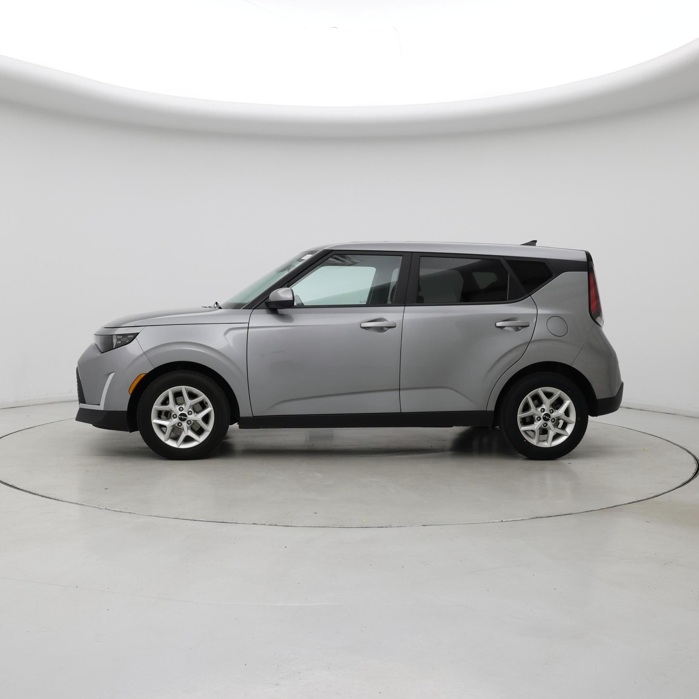 Thumbnail: 2023 Kia Soul - 3
