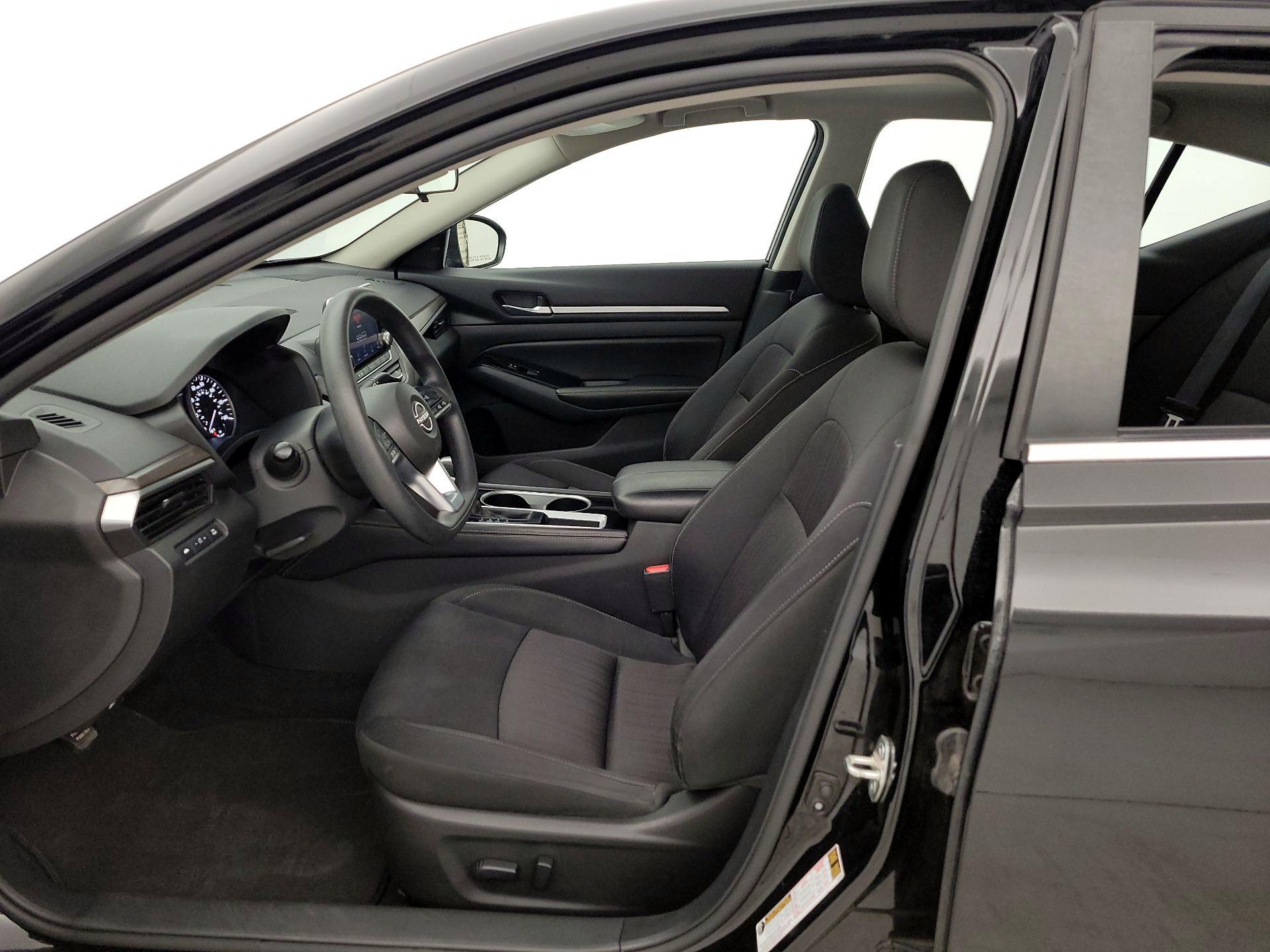 Thumbnail: 2023 Nissan Altima - 11