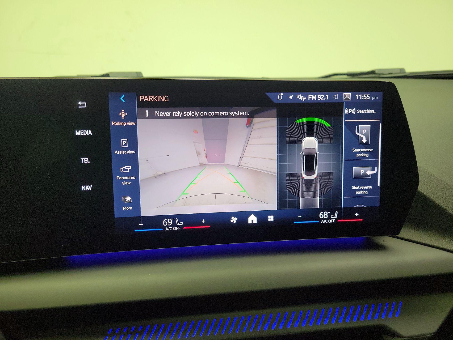 Thumbnail: 2025 BMW 2 Series - 13