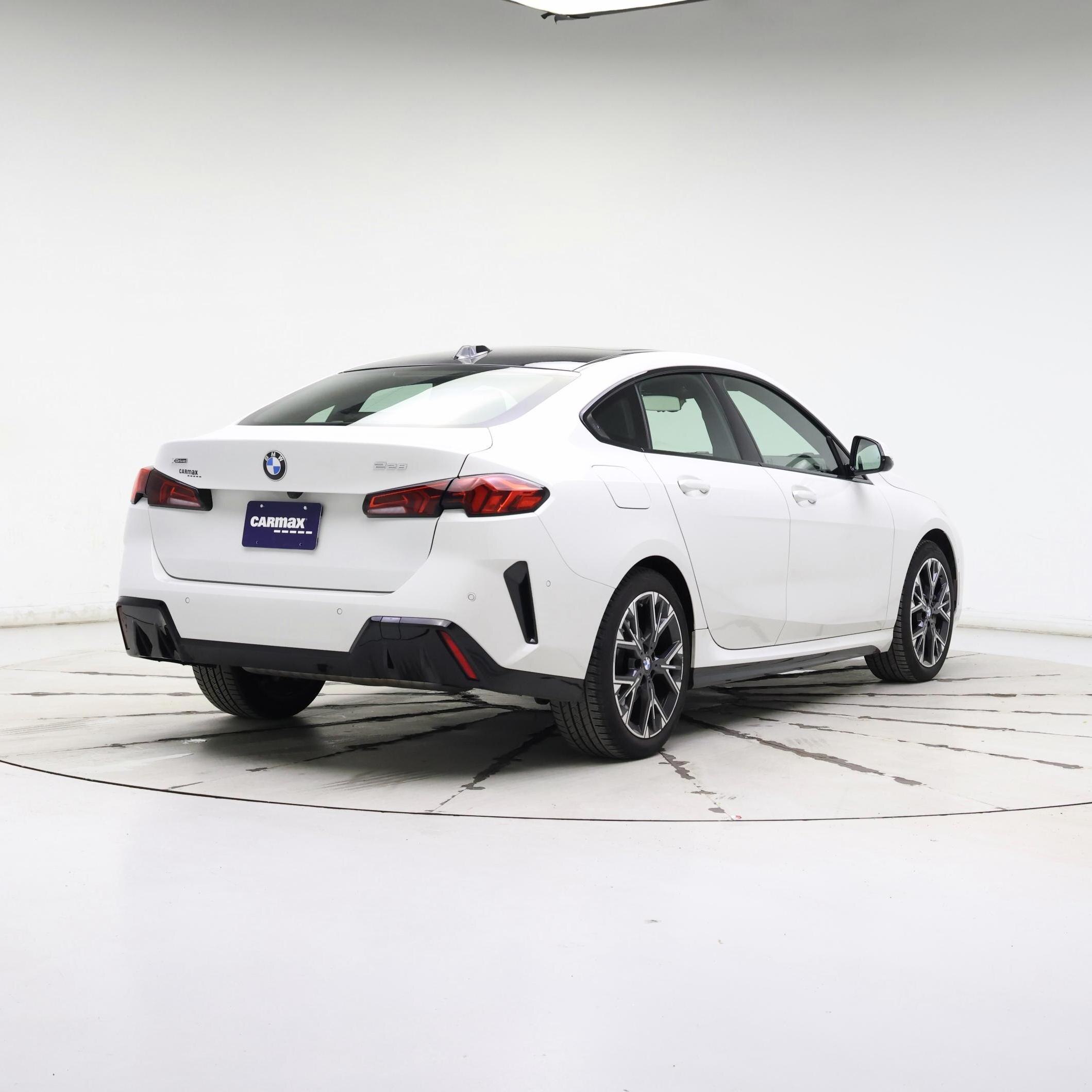 Thumbnail: 2025 BMW 2 Series - 8