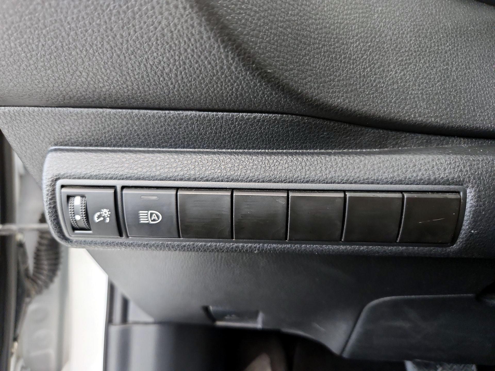 Thumbnail: 2023 Toyota Corolla - 13