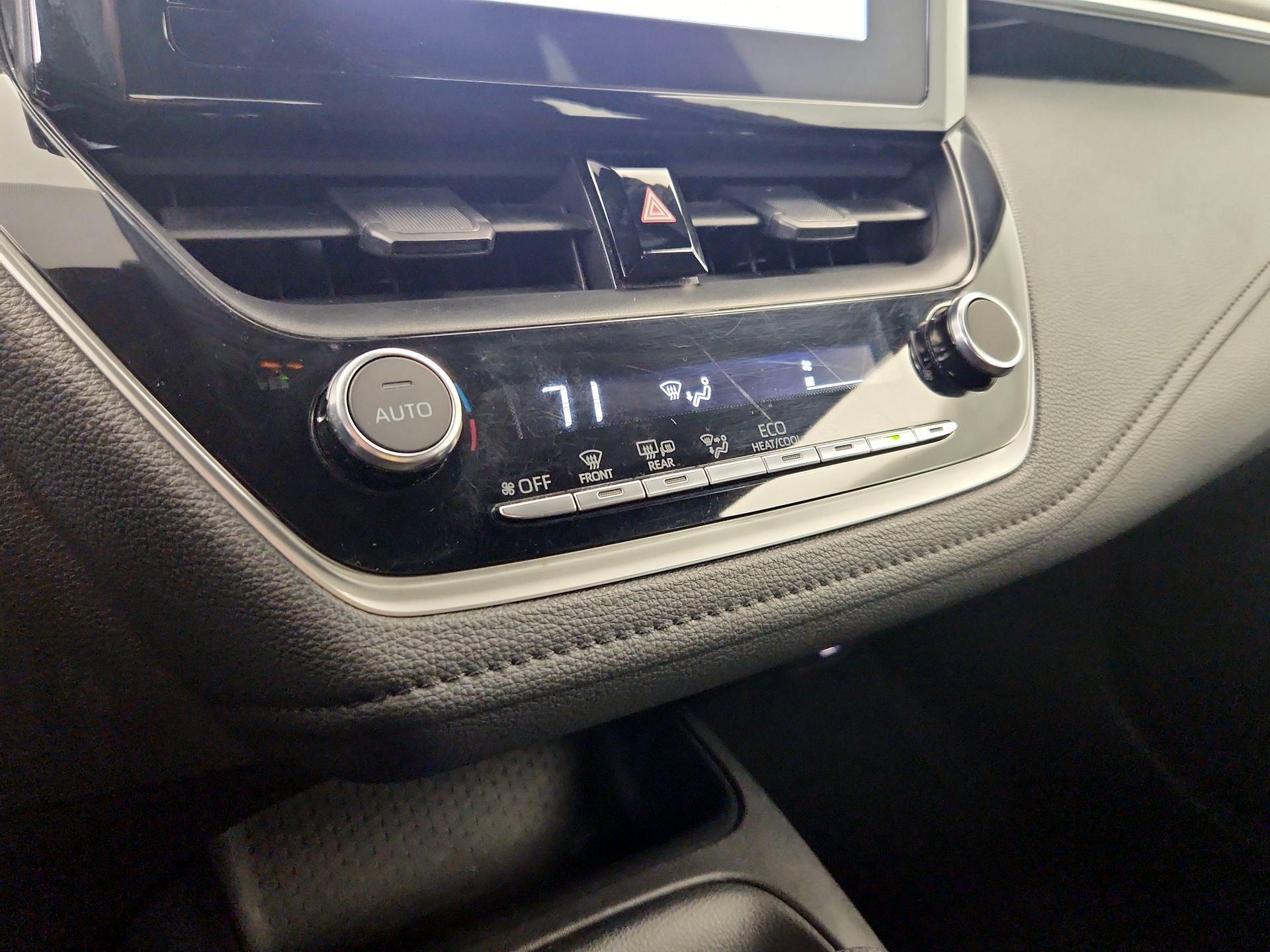 Thumbnail: 2023 Toyota Corolla - 16