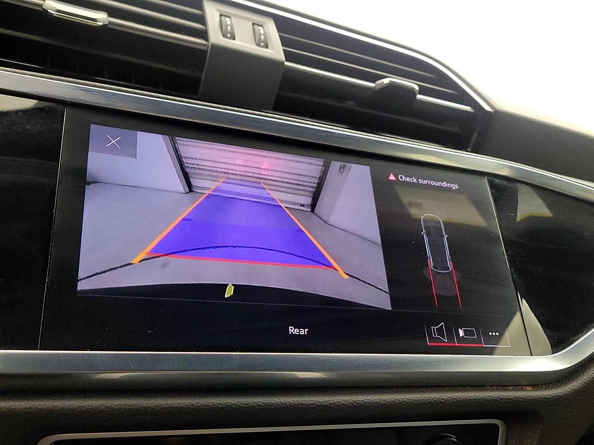 Thumbnail: 2023 Audi Q3 - 14