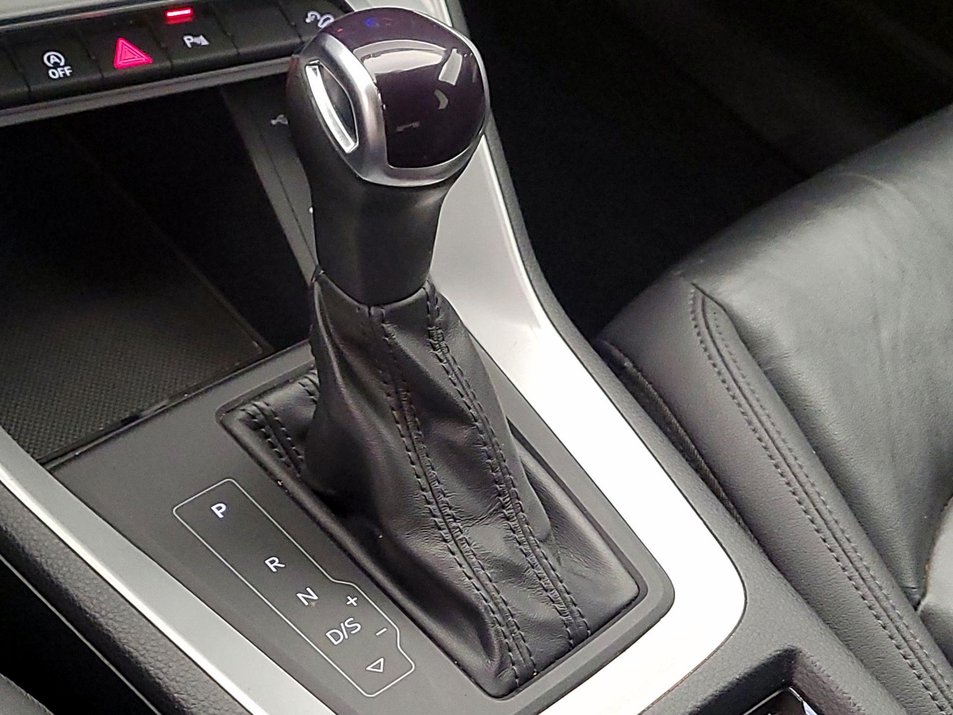 Thumbnail: 2023 Audi Q3 - 17