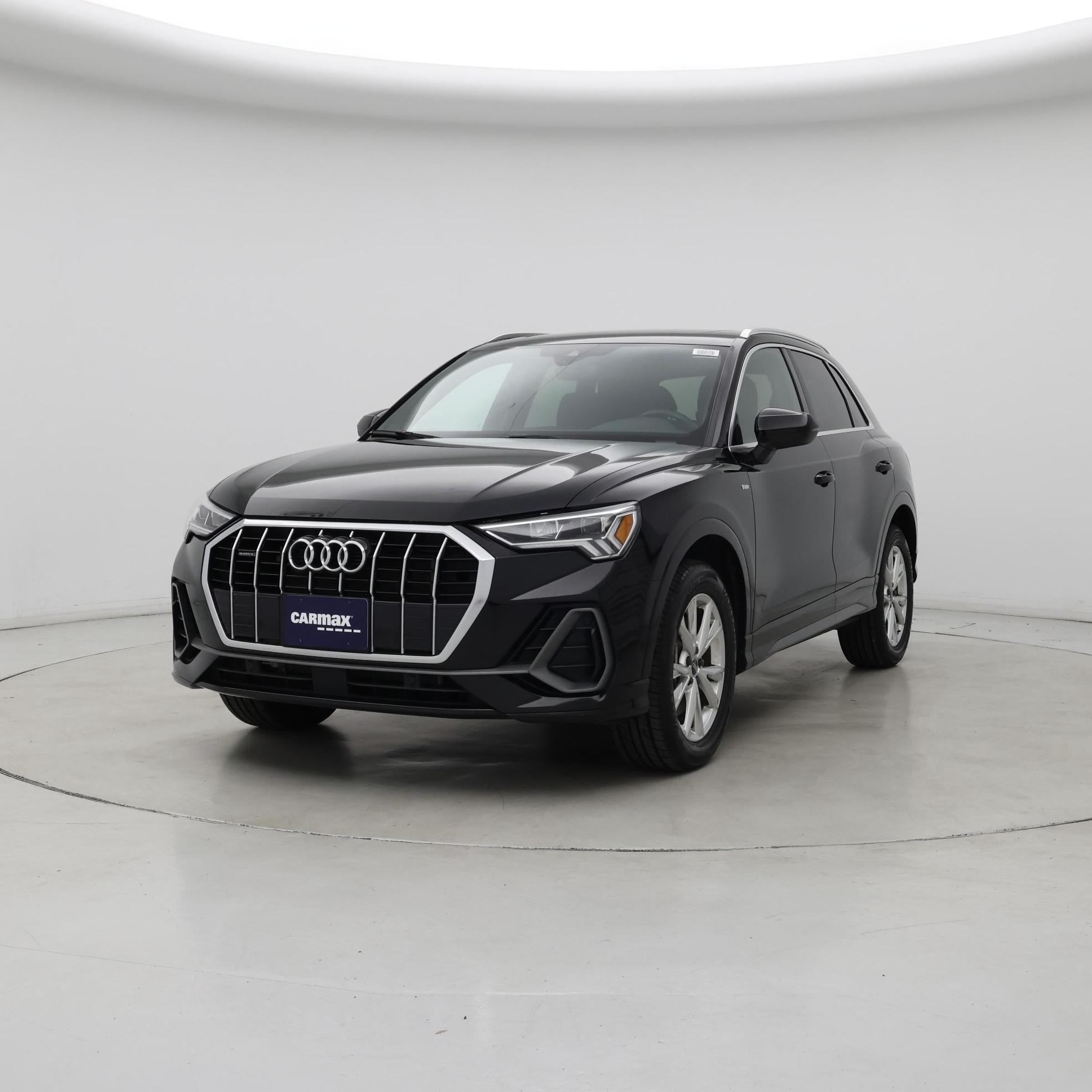 Thumbnail: 2023 Audi Q3 - 4