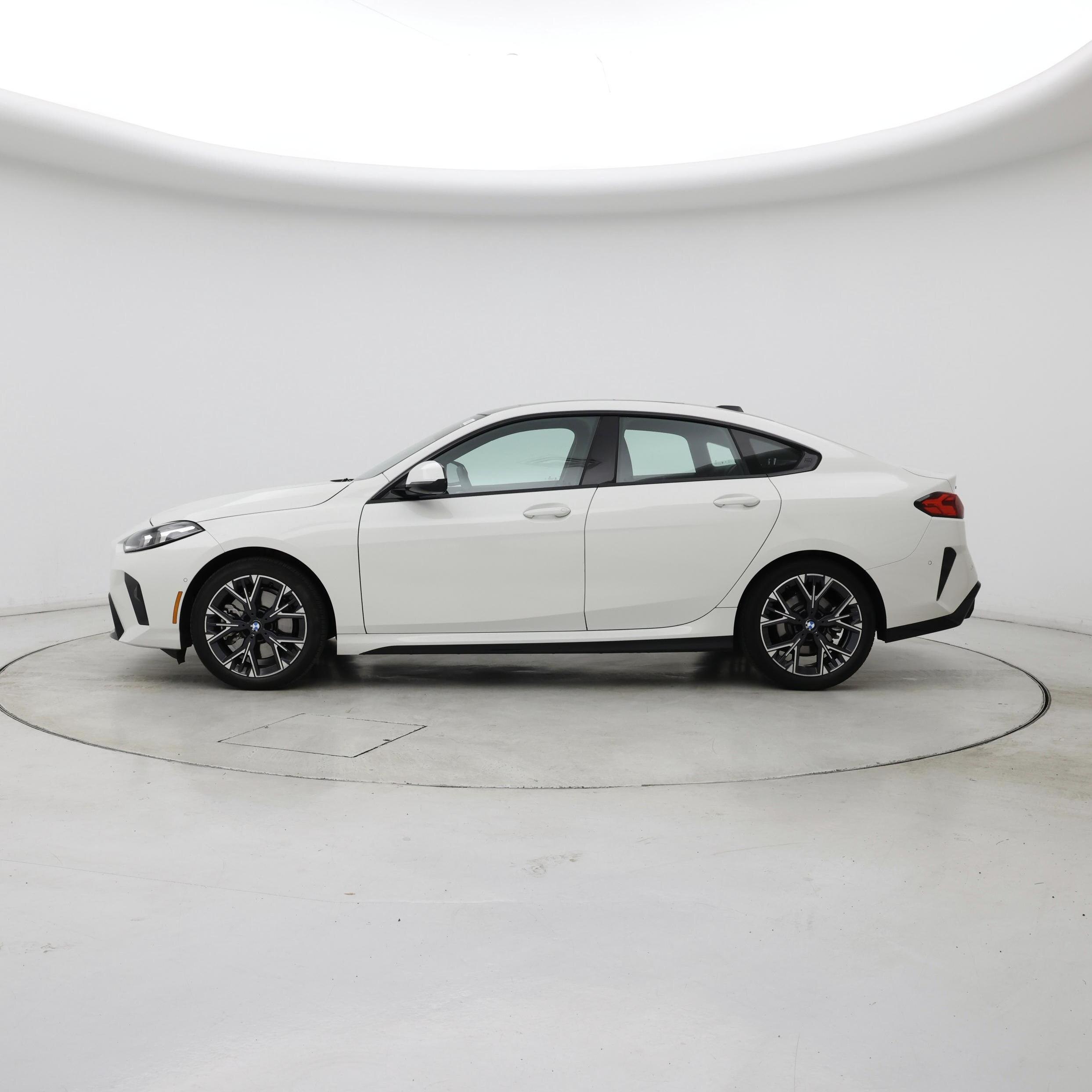 Thumbnail: 2025 BMW 2 Series - 3