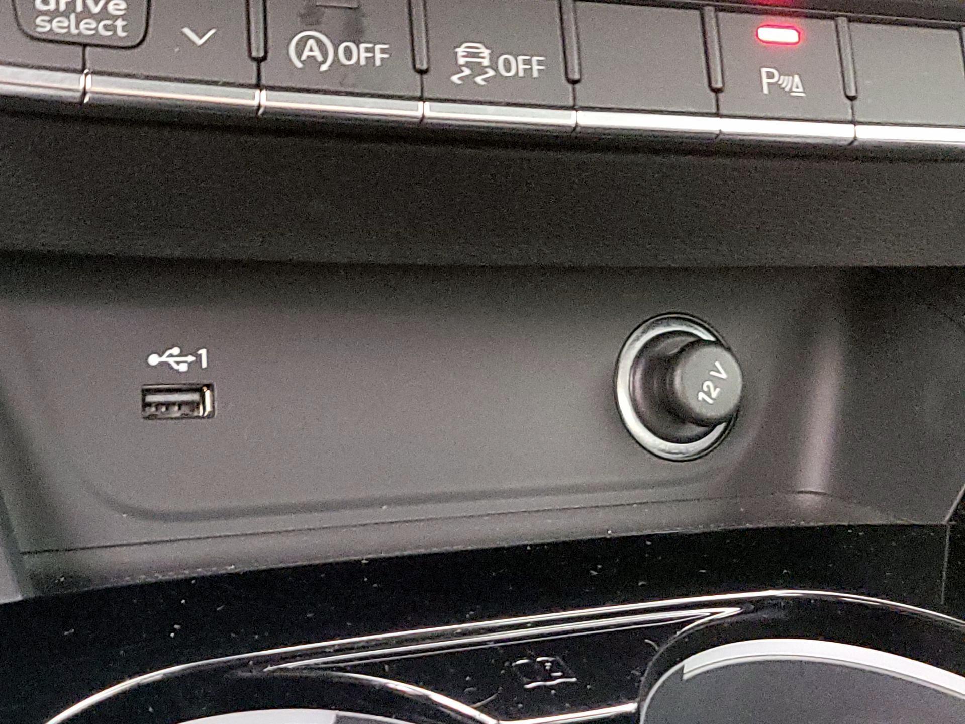 Thumbnail: 2024 Audi A4 - 18