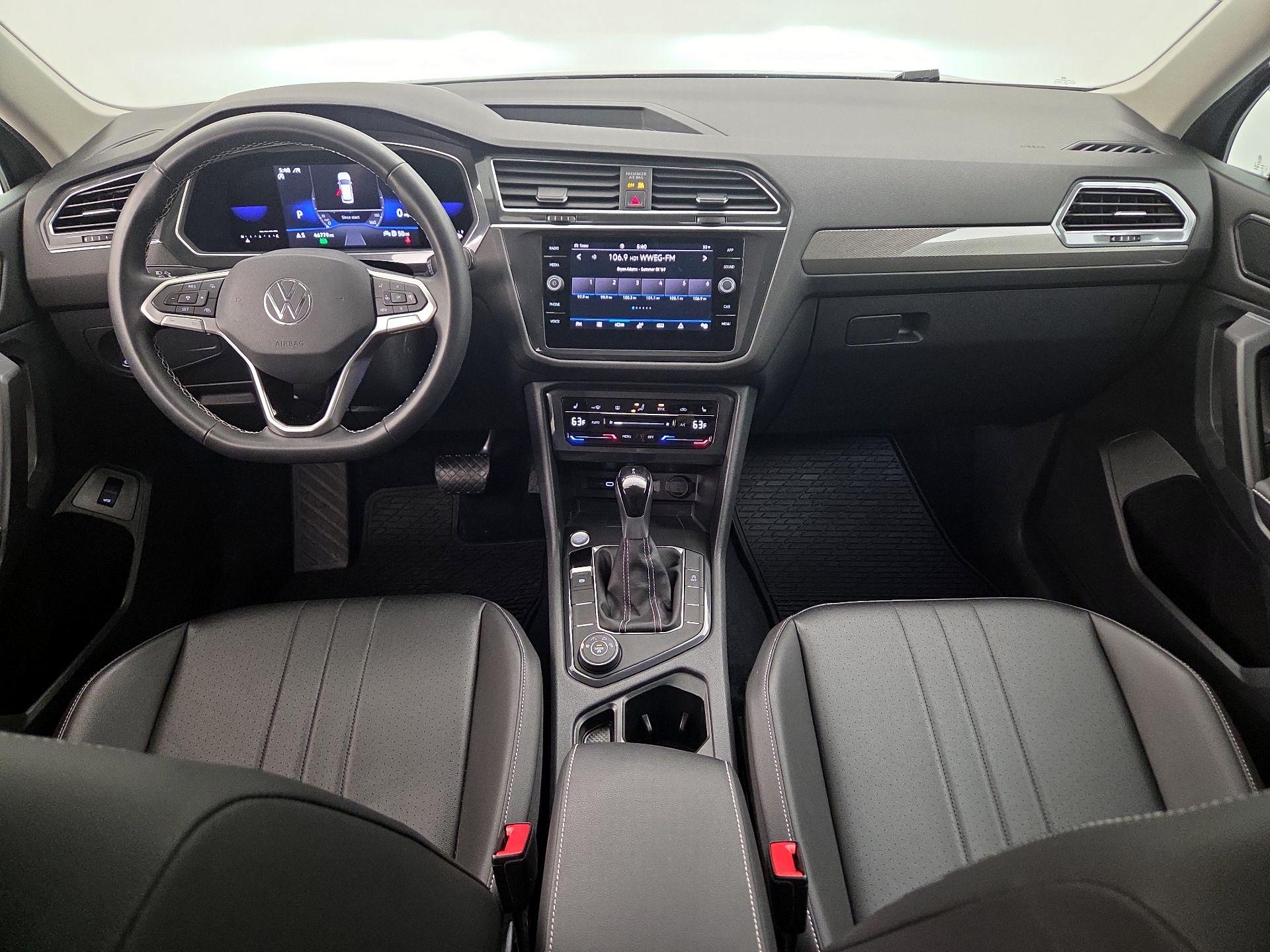 Thumbnail: 2022 Volkswagen Tiguan - 9