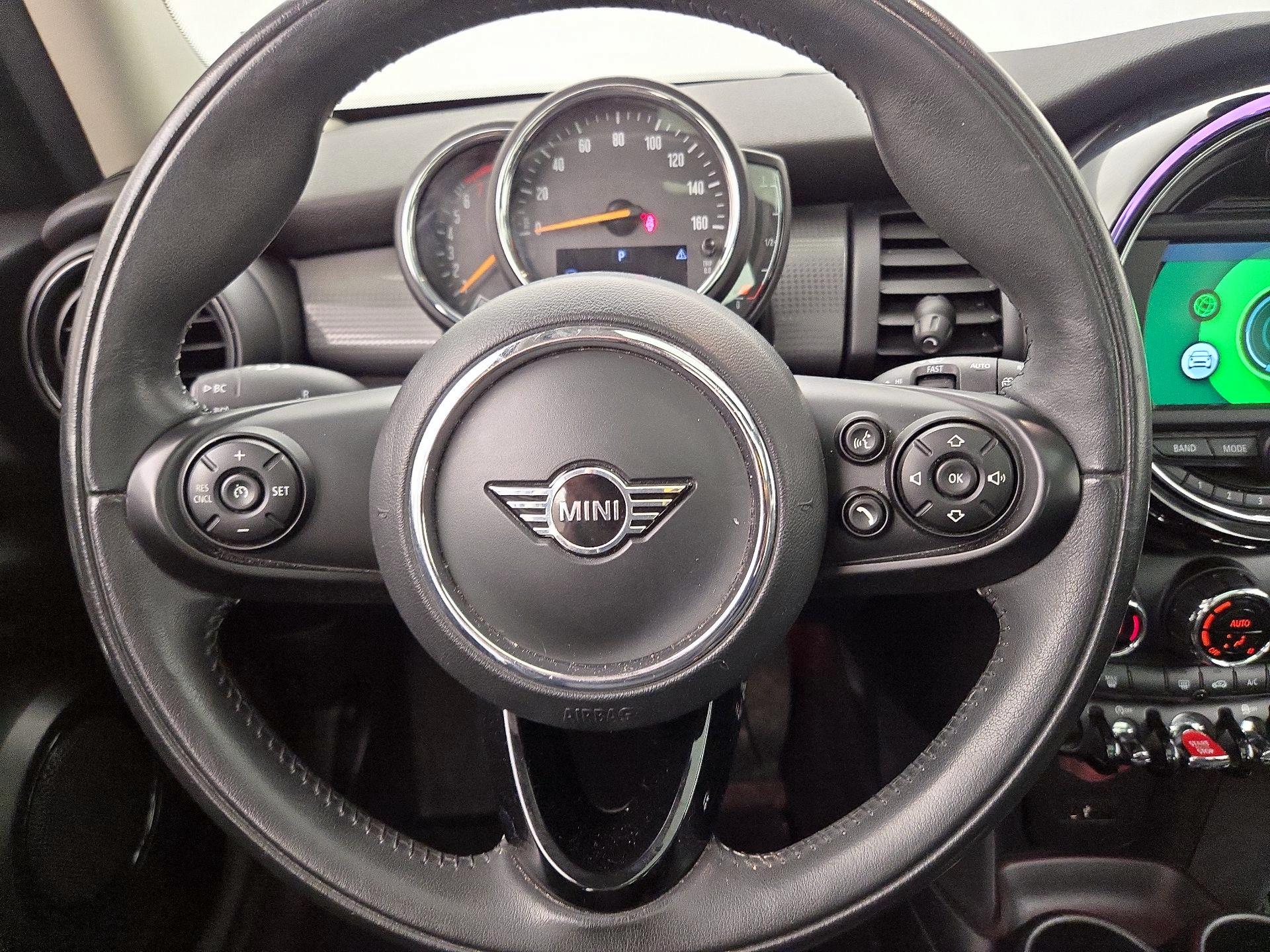 Thumbnail: 2020 MINI Cooper Hardtop - 10