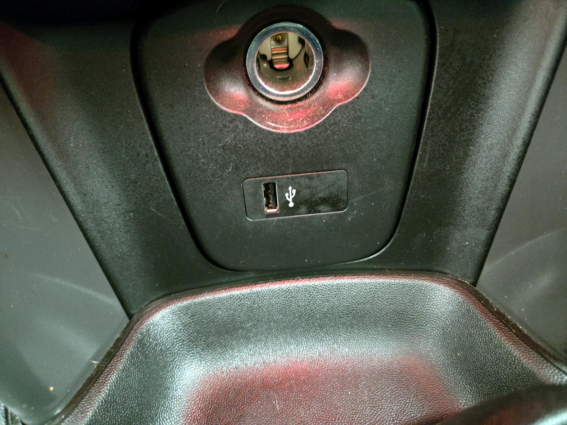 Thumbnail: 2020 MINI Cooper Hardtop - 18