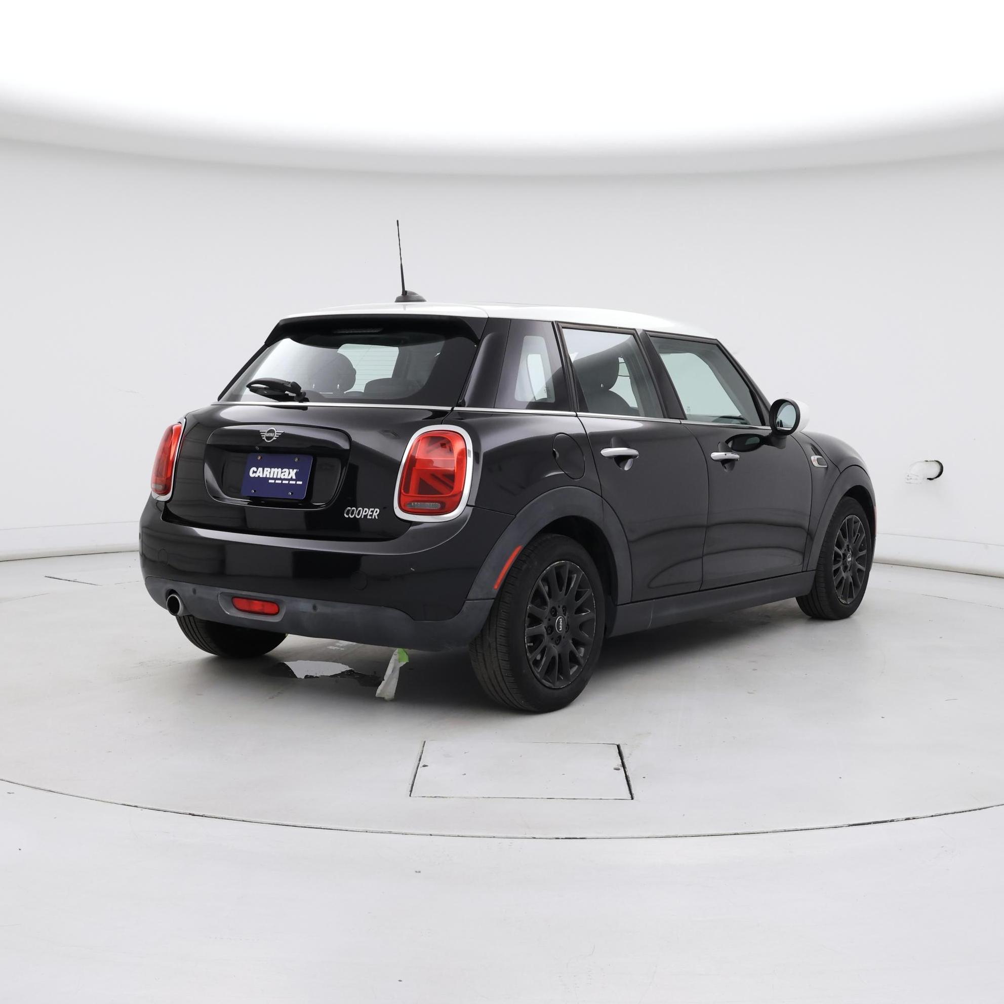 Thumbnail: 2020 MINI Cooper Hardtop - 8