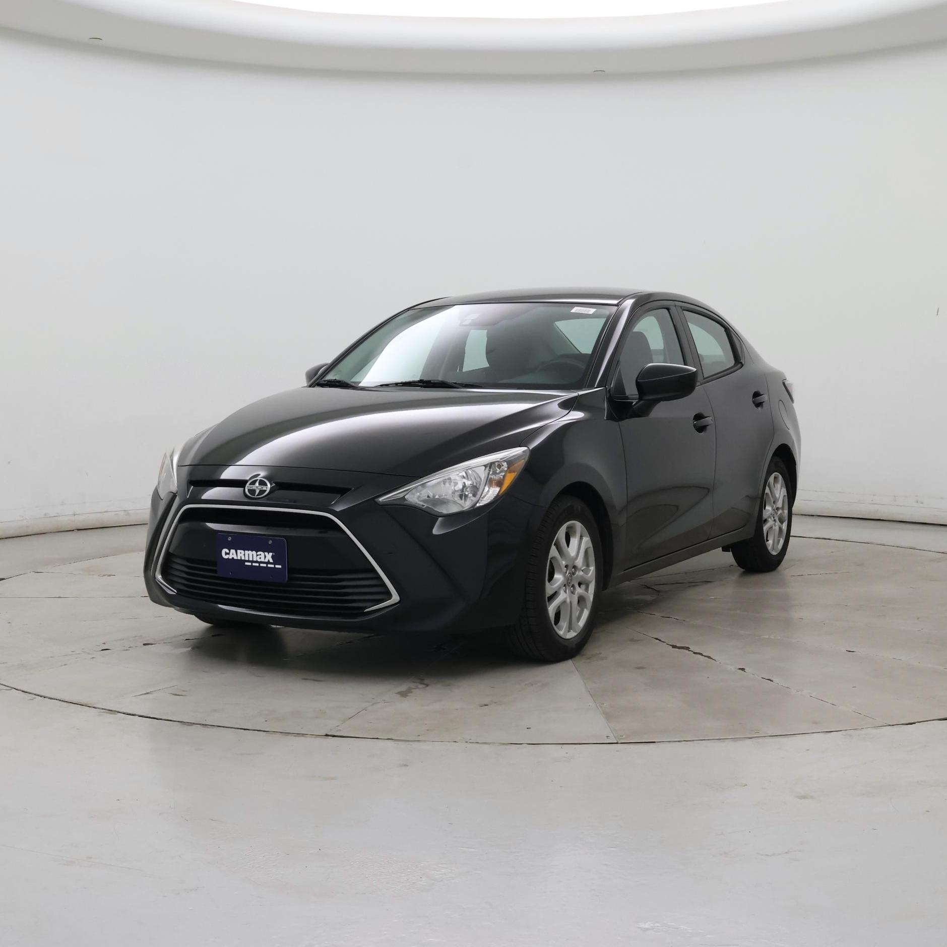 Thumbnail: 2016 Scion iA - 4