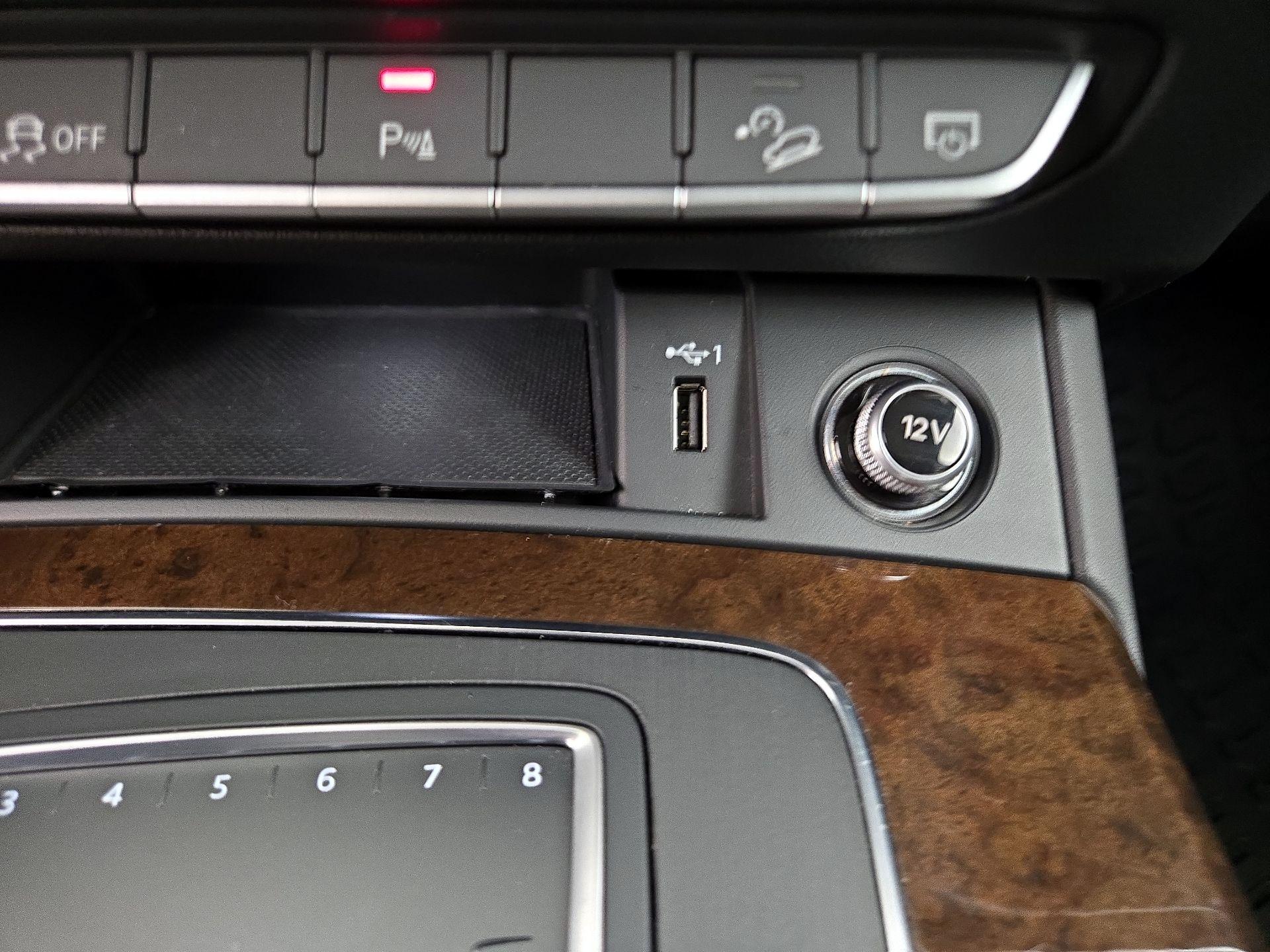 Thumbnail: 2019 Audi Q5 - 19