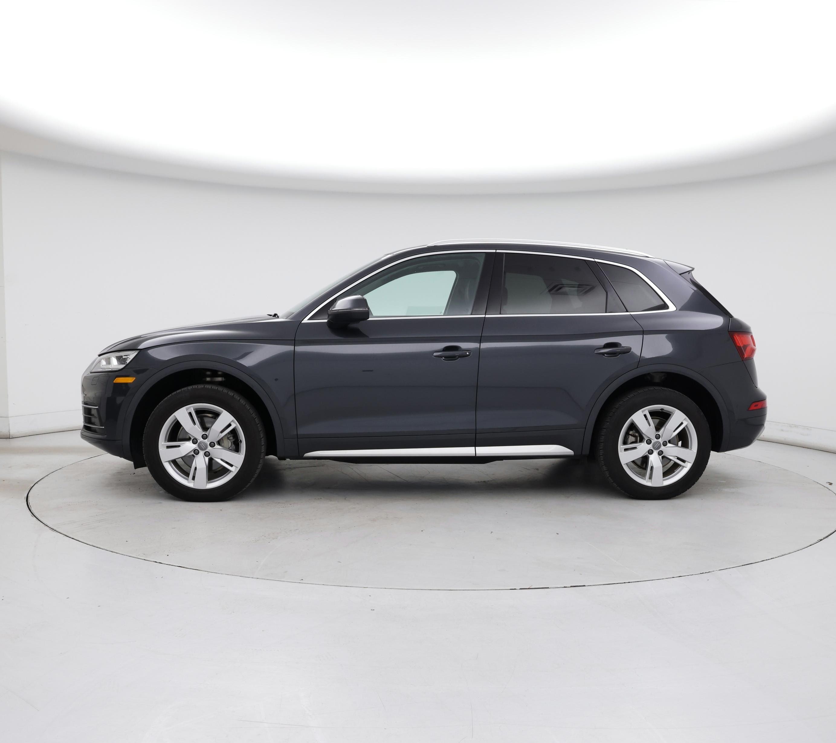 Thumbnail: 2019 Audi Q5 - 3