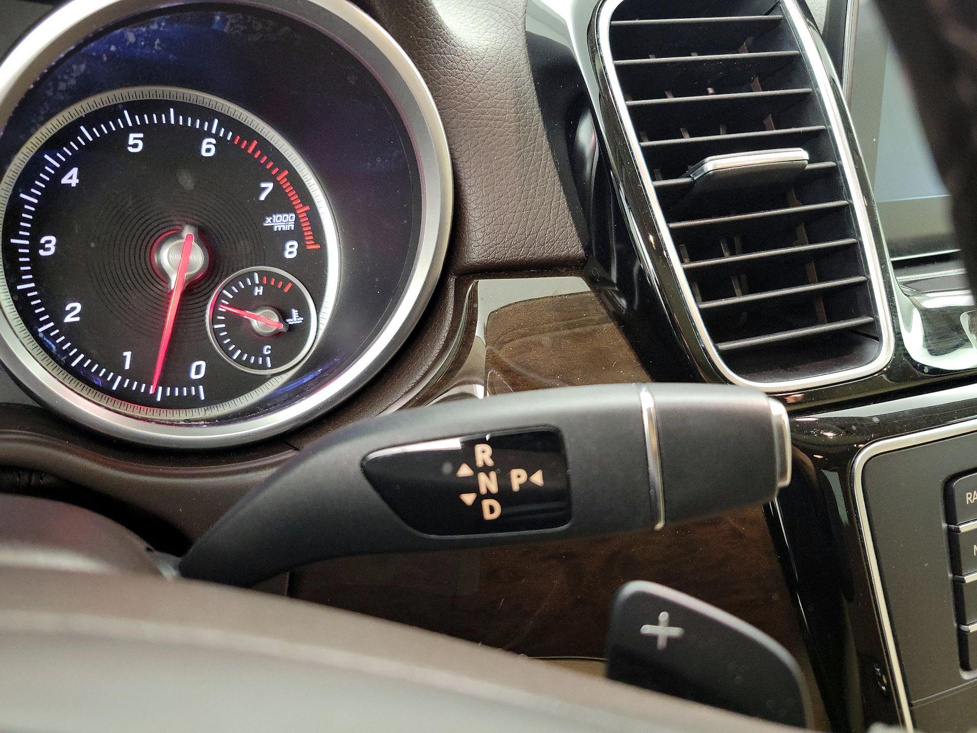 Thumbnail: 2017 Mercedes-Benz GLE - 17