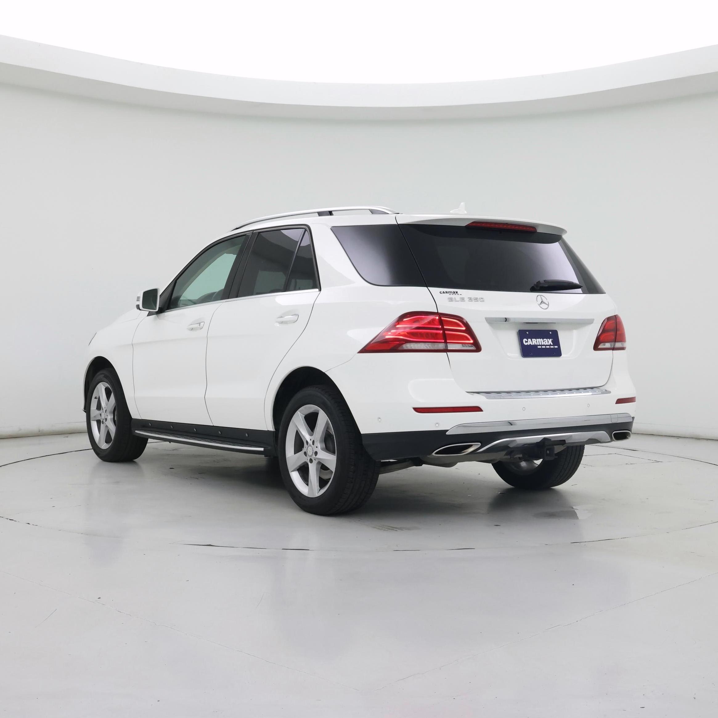 Thumbnail: 2017 Mercedes-Benz GLE - 2