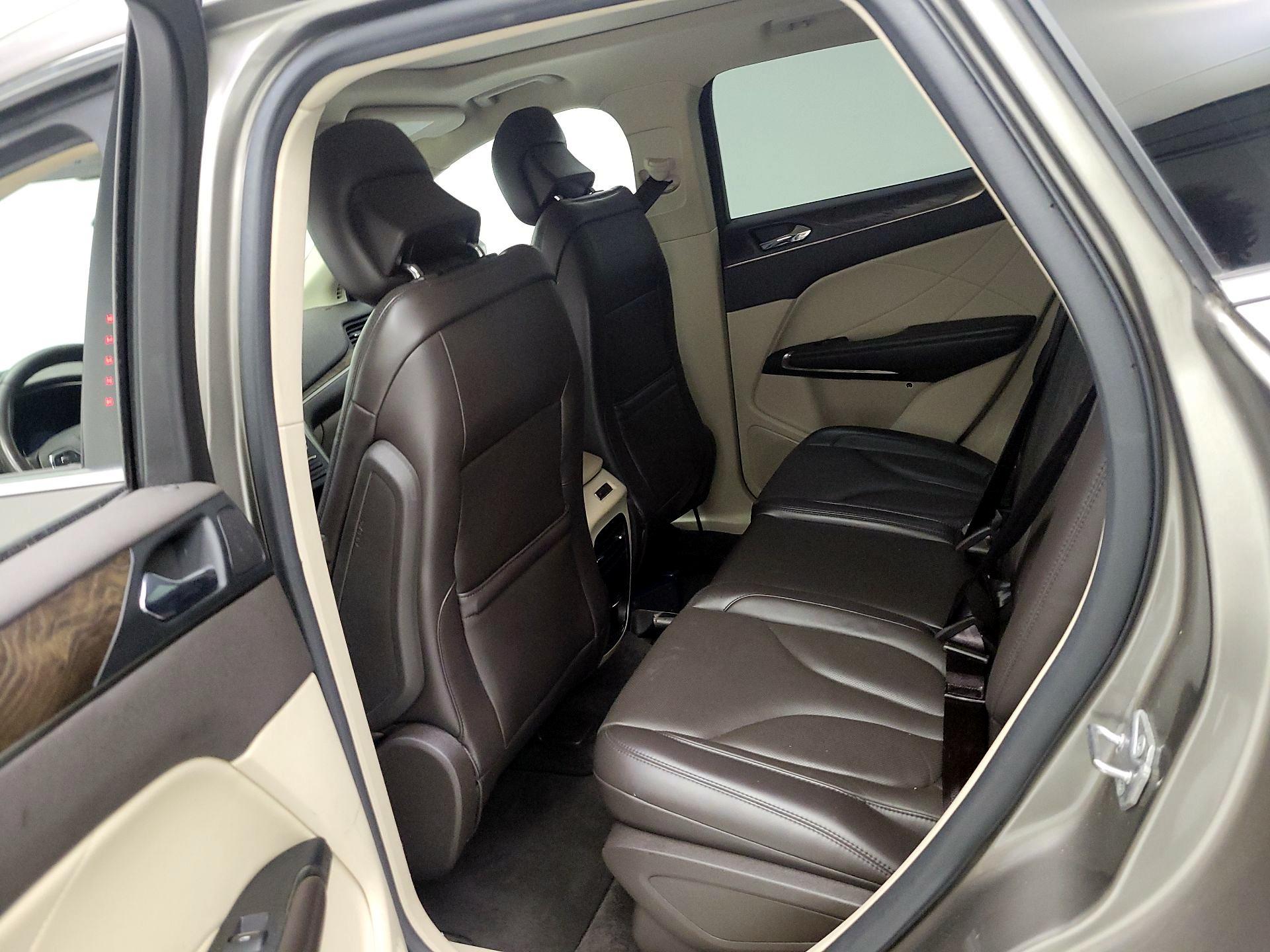 Thumbnail: 2017 Lincoln MKC - 17