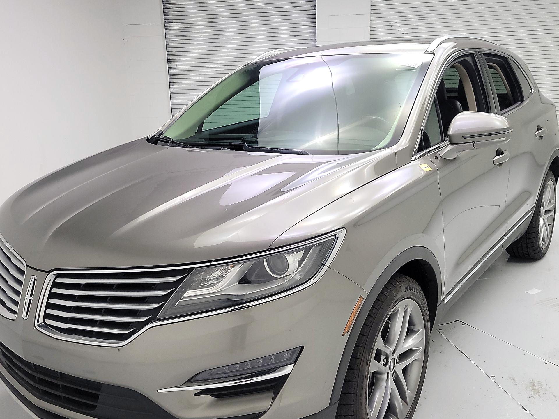 Thumbnail: 2017 Lincoln MKC - 3