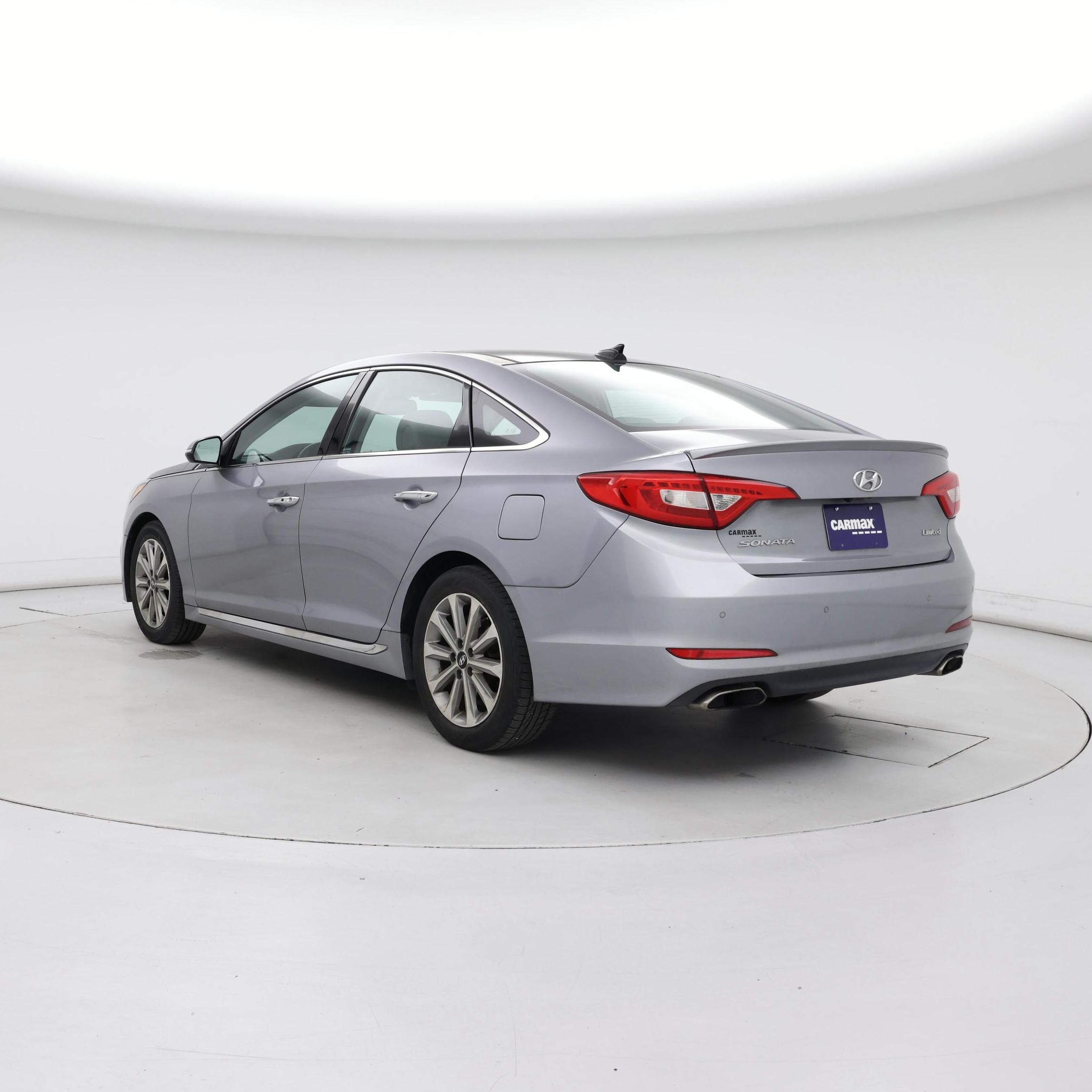 Thumbnail: 2016 Hyundai Sonata - 2