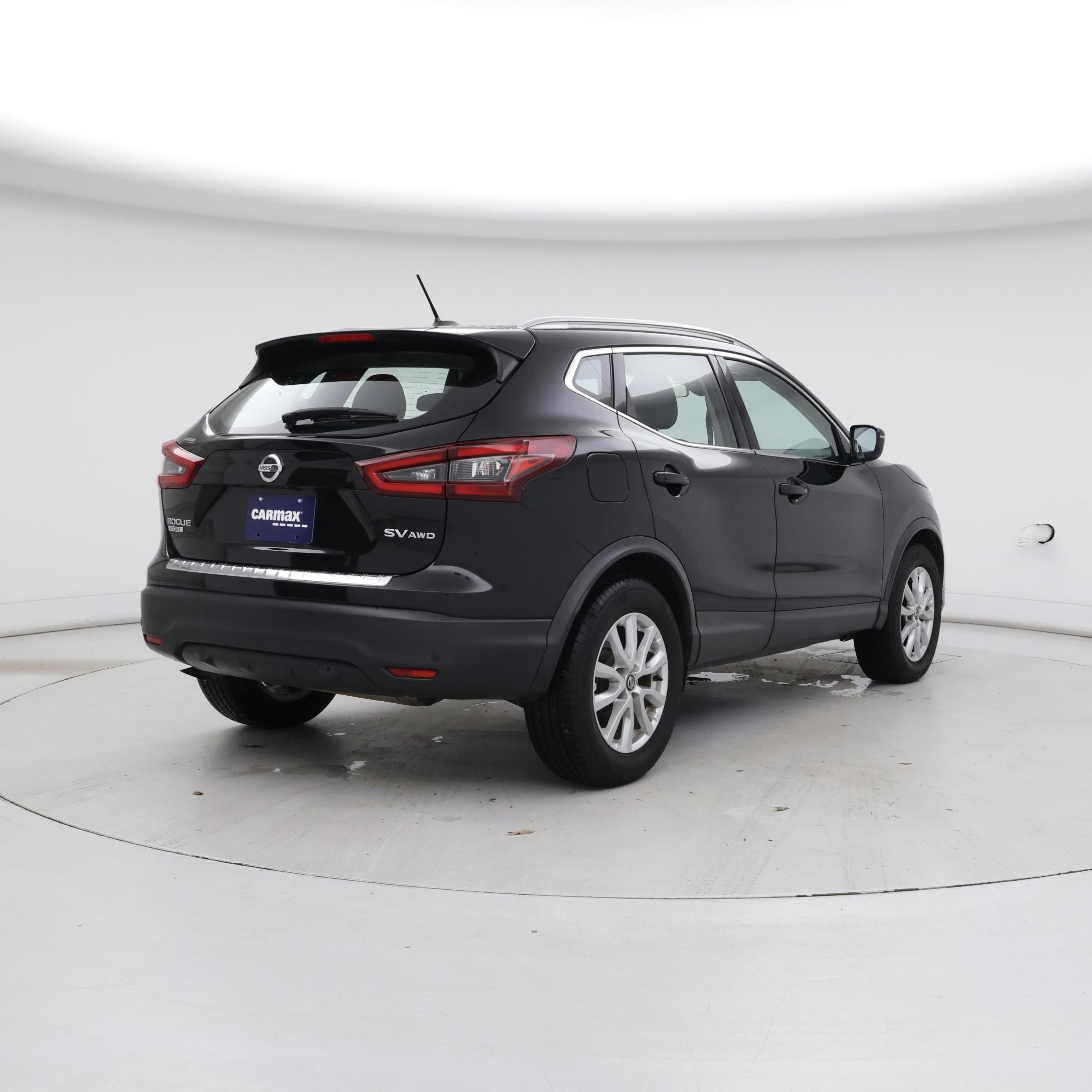 Thumbnail: 2020 Nissan Rogue Sport - 8