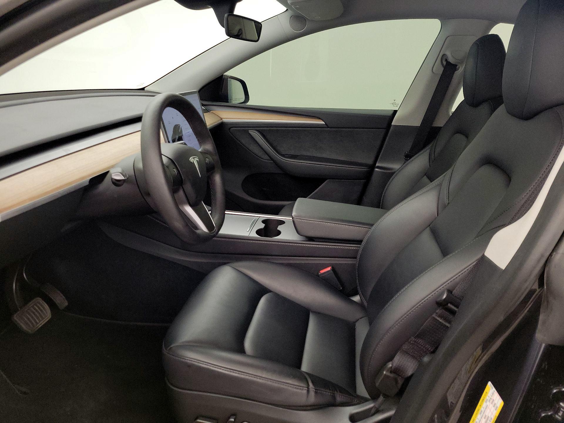 Thumbnail: 2024 Tesla Model Y - 11