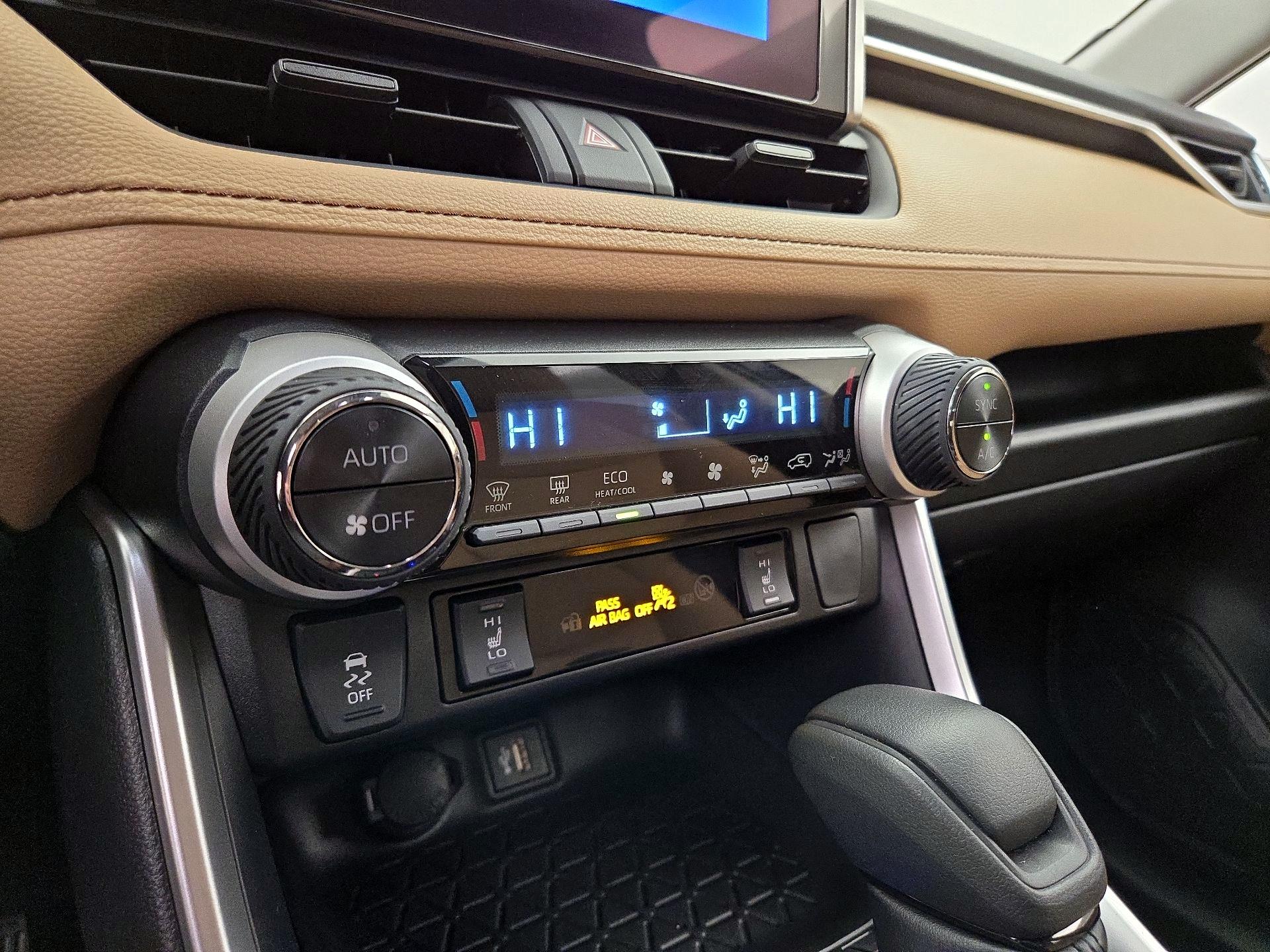 Thumbnail: 2024 Toyota RAV4 - 16