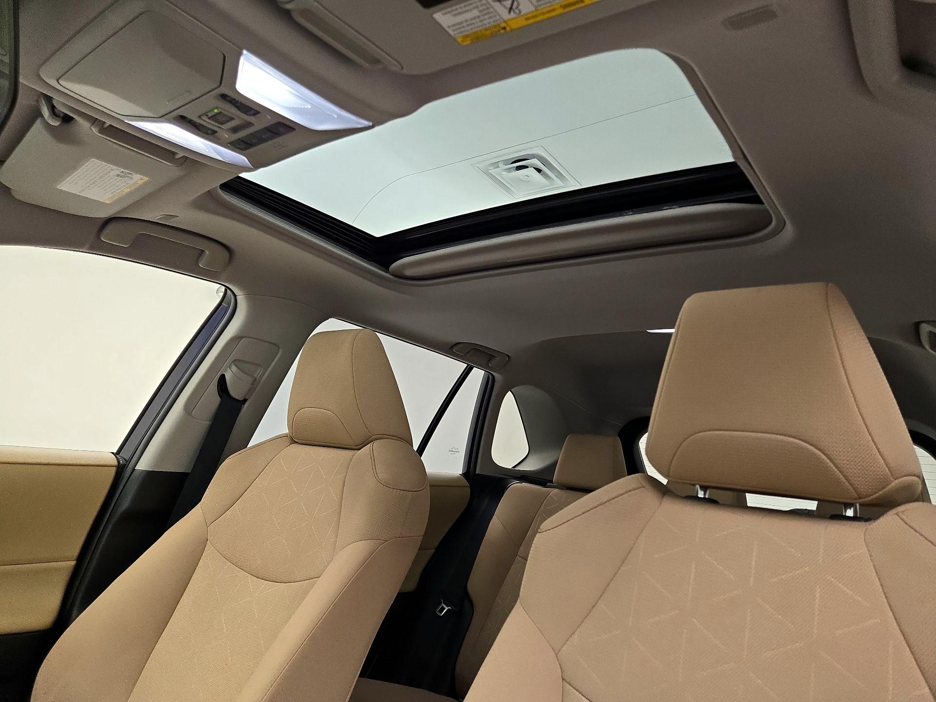 Thumbnail: 2024 Toyota RAV4 - 19