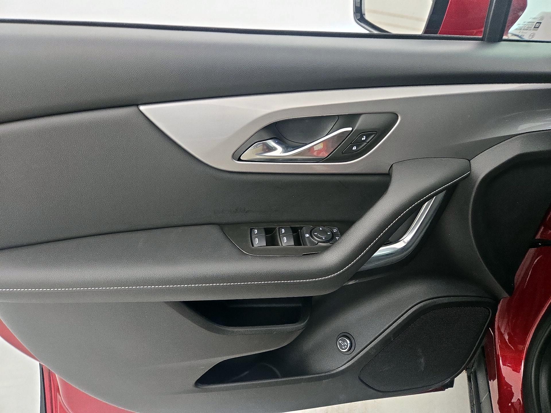 Thumbnail: 2024 Chevrolet Blazer - 12