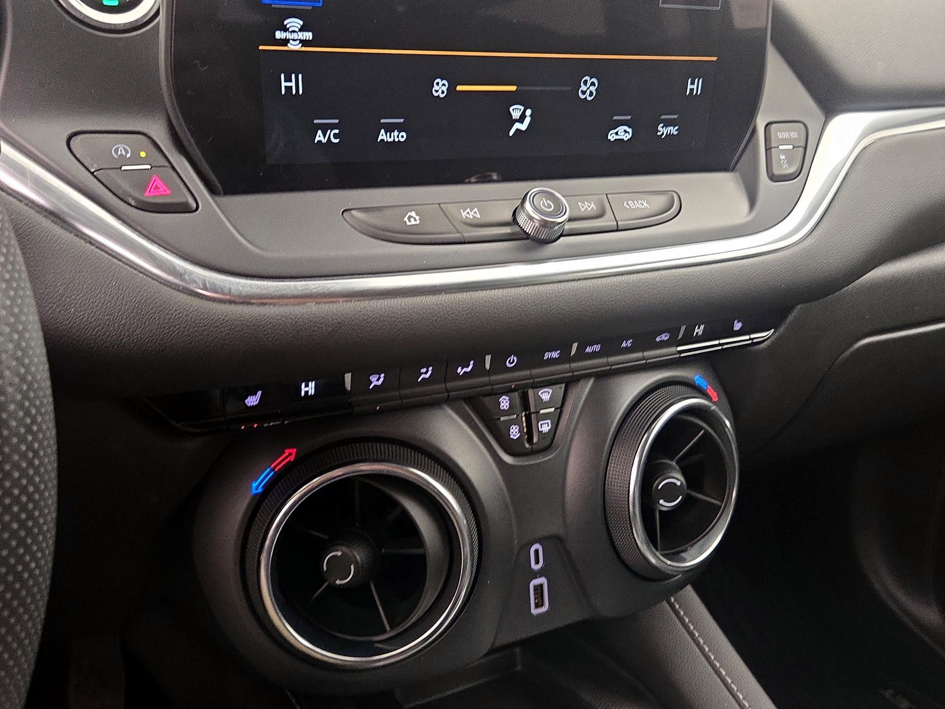 Thumbnail: 2024 Chevrolet Blazer - 16